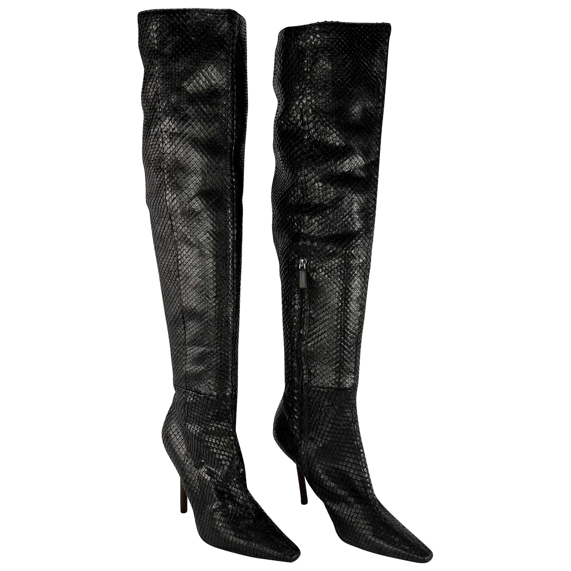 F/W 1999 Gucci by Tom Ford Runway Ad Black Anaconda Snakeskin Heel Boots 10B