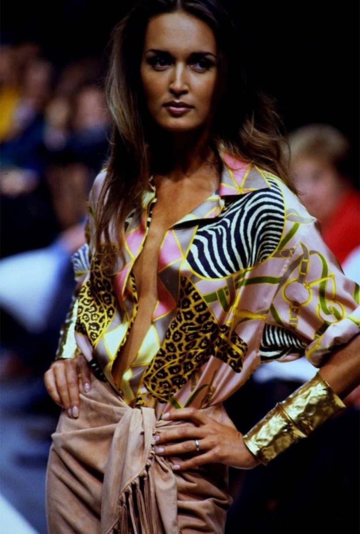 S/S 1993 Gucci Runway Animal Print Silk Collared GG Logo Button Down Shirt
