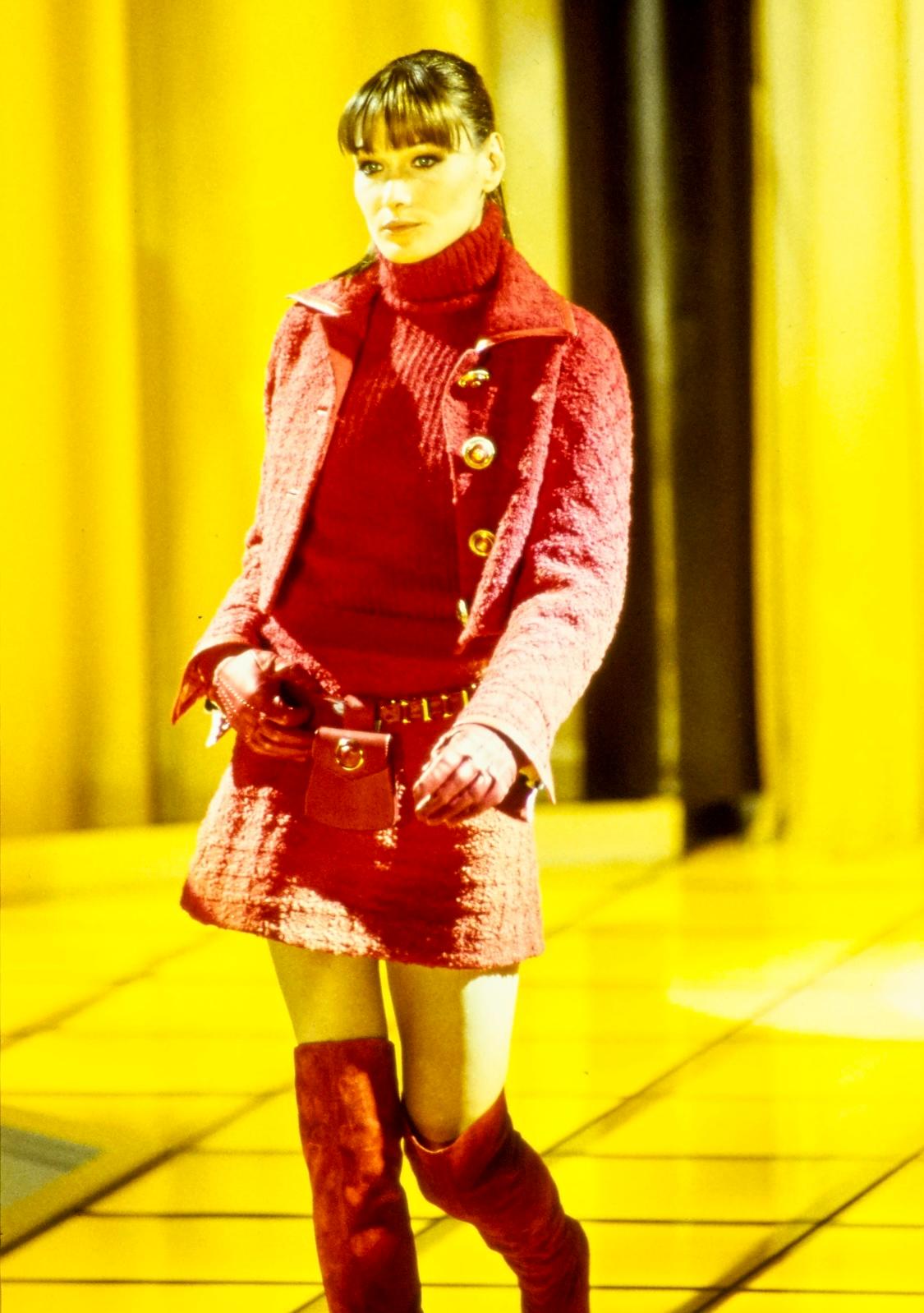 F/W 1994 Gianni Versace Couture Red Bouclé Tweed Cropped Medusa Jacket