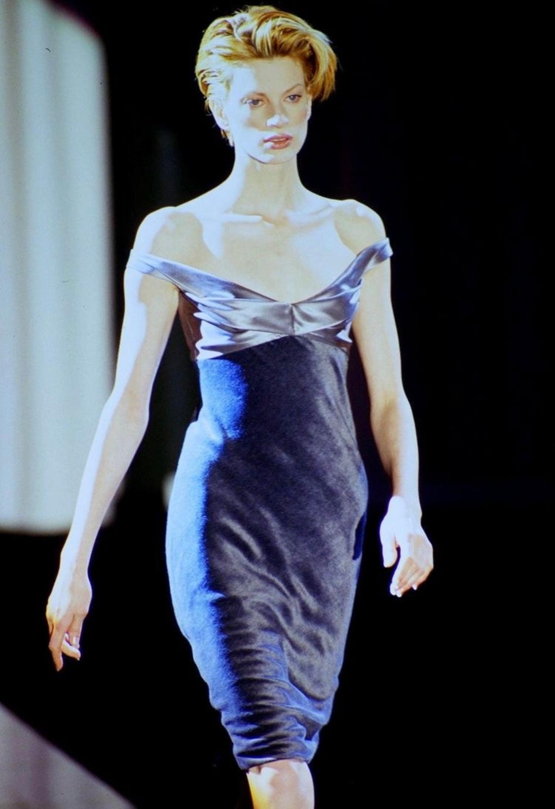 F/W 1995 Gianni Versace Couture Runway Grey Pleated Silk Velvet Dress