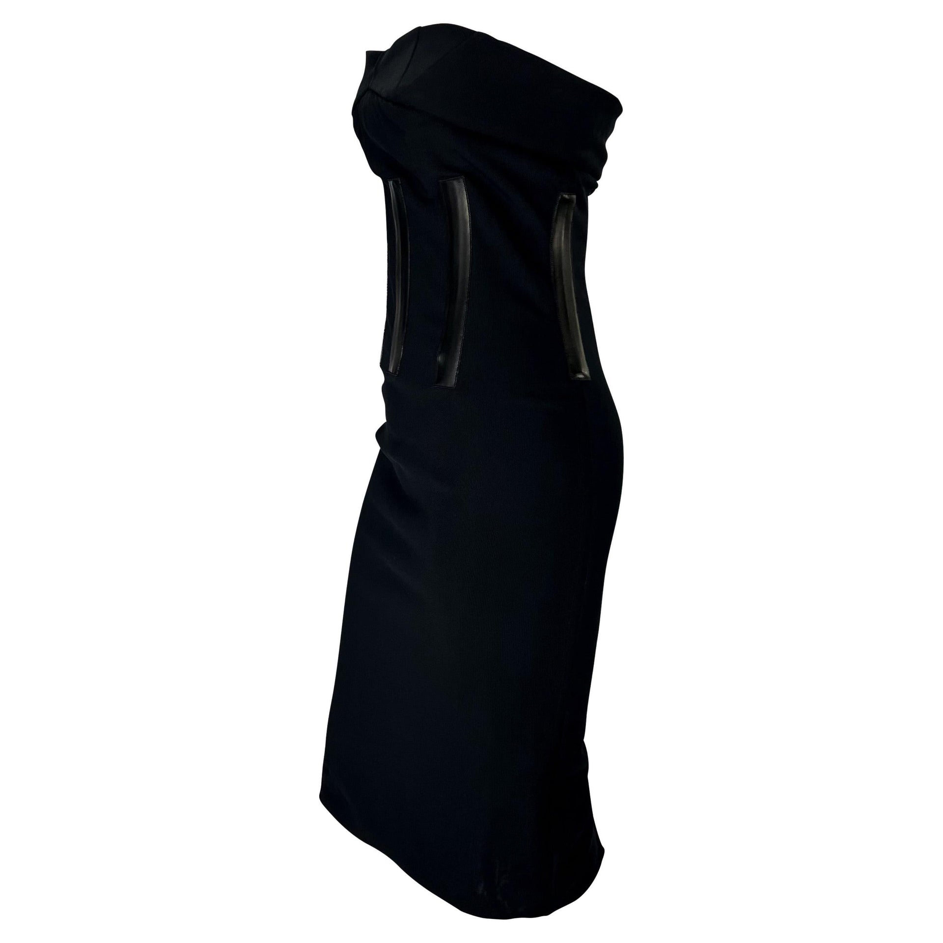 NWT S/S 2001 Gucci by Tom Ford Runway Prototype Strapless Leather Corset Dress