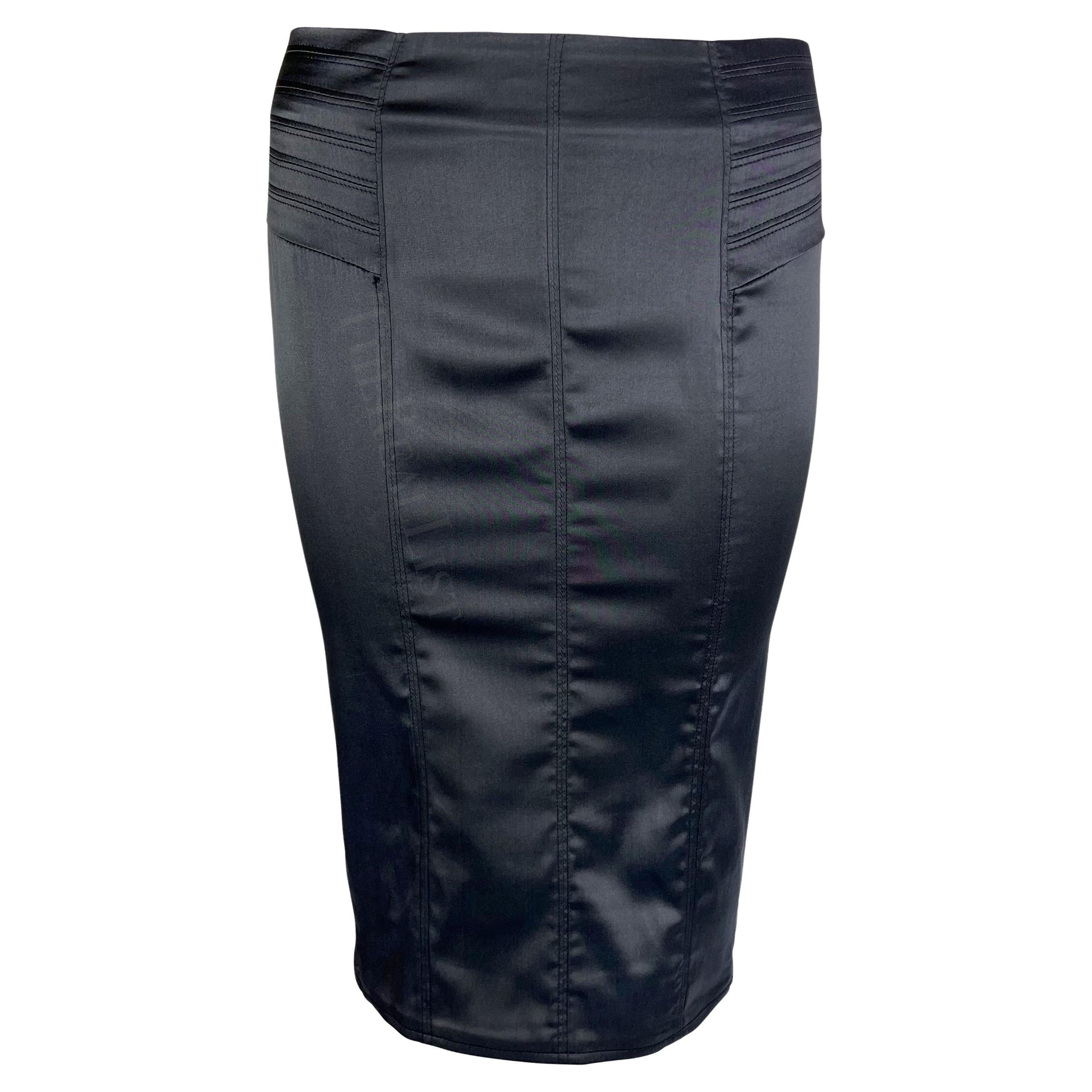 F/W 2003 Gucci by Tom Ford Grey Silk Satin Bodycon Skirt