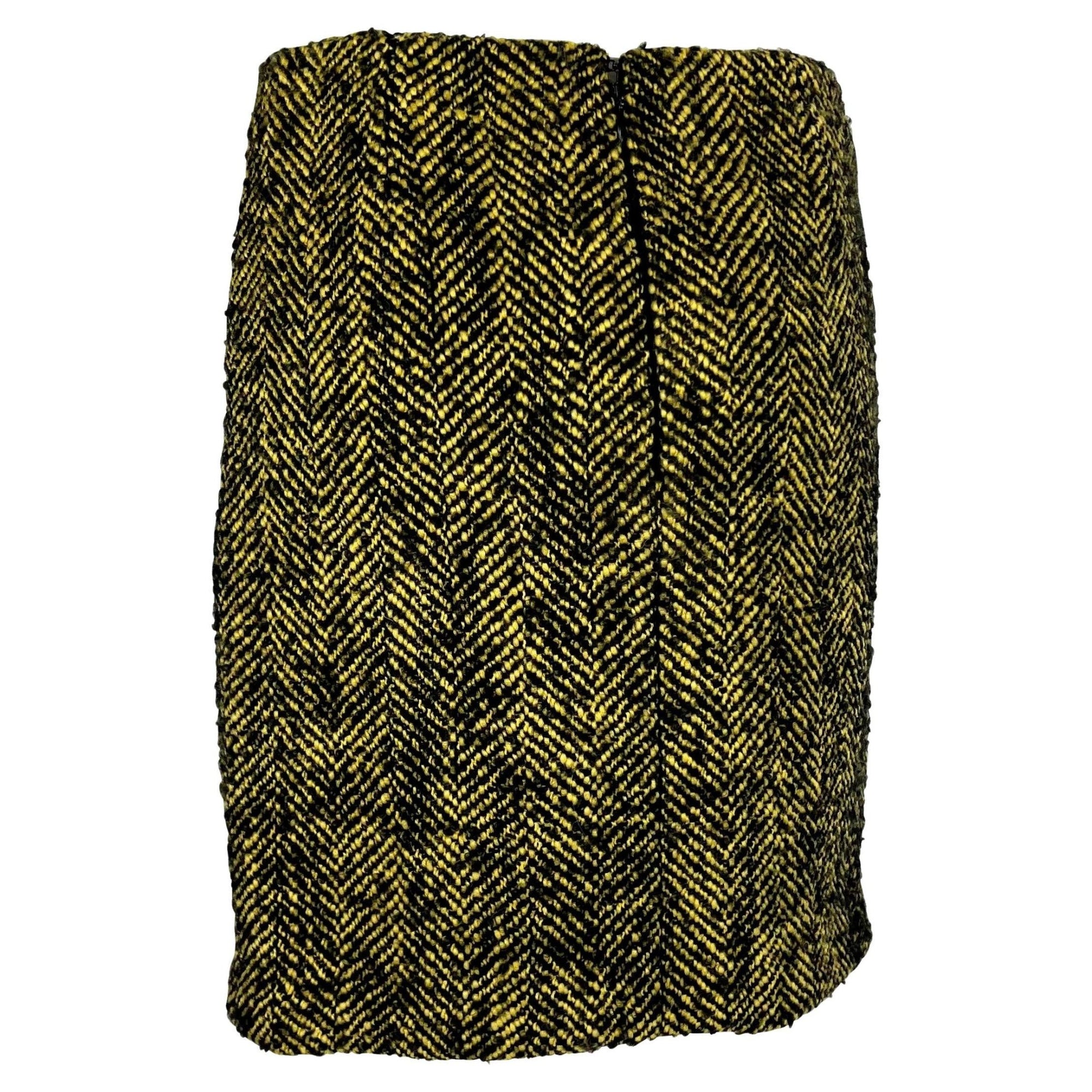 1990s Gianni Versace Couture Black Yellow Chevron Tweed Skirt - RealList