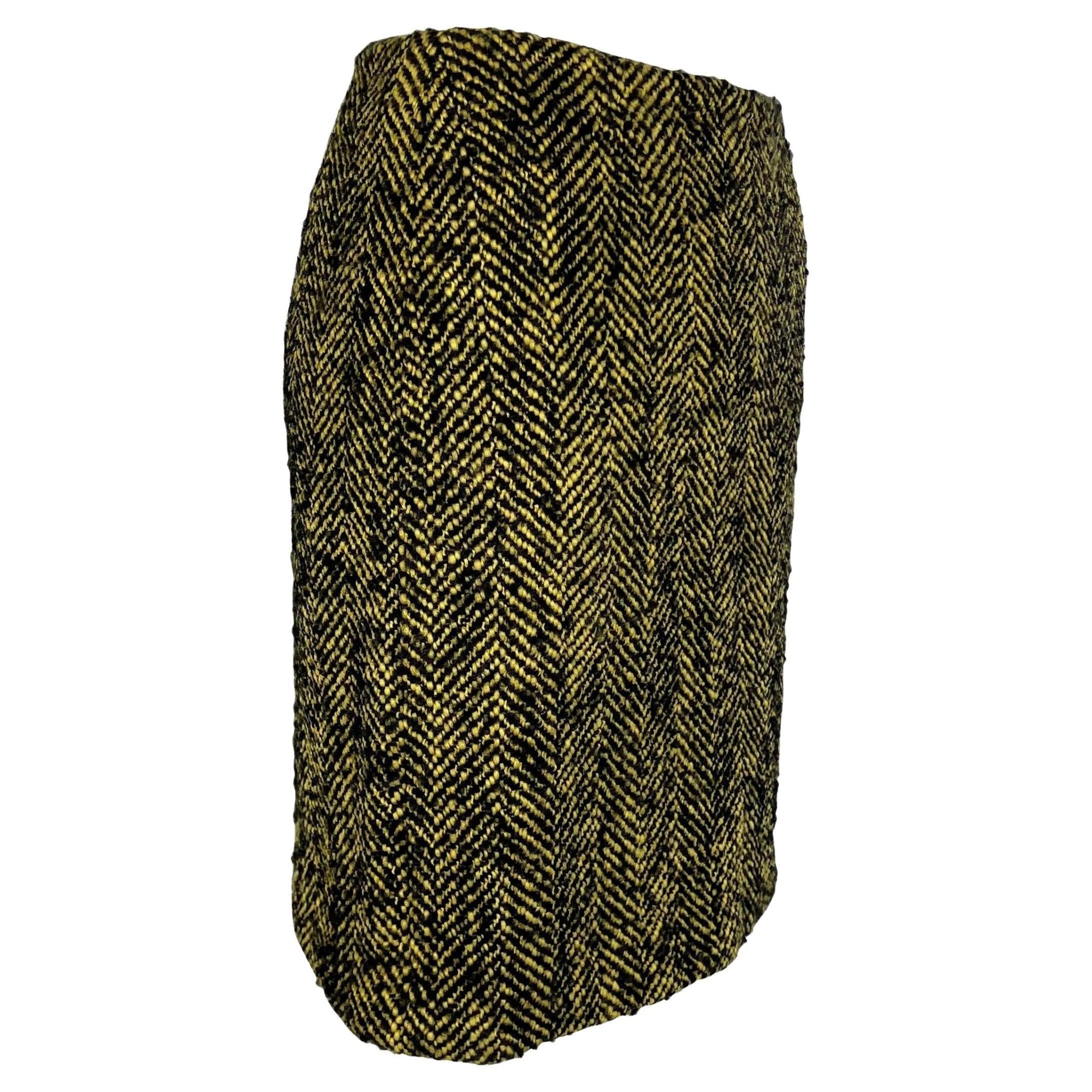 1990s Gianni Versace Couture Black Yellow Chevron Tweed Skirt - RealList