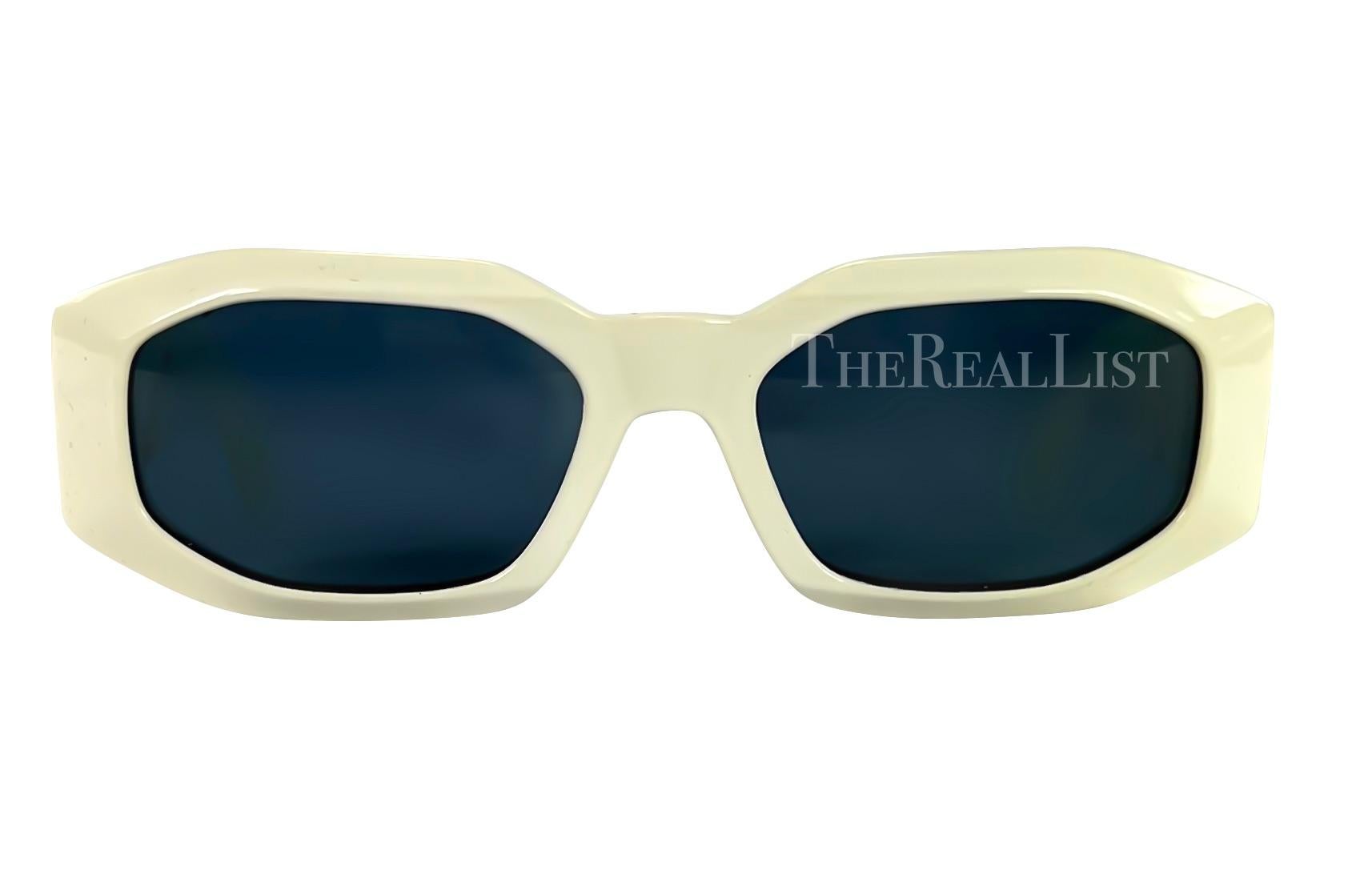 1990s Gianni Versace Off - White Silver 'Biggie' Medusa Oversized Sunglasses - RealList