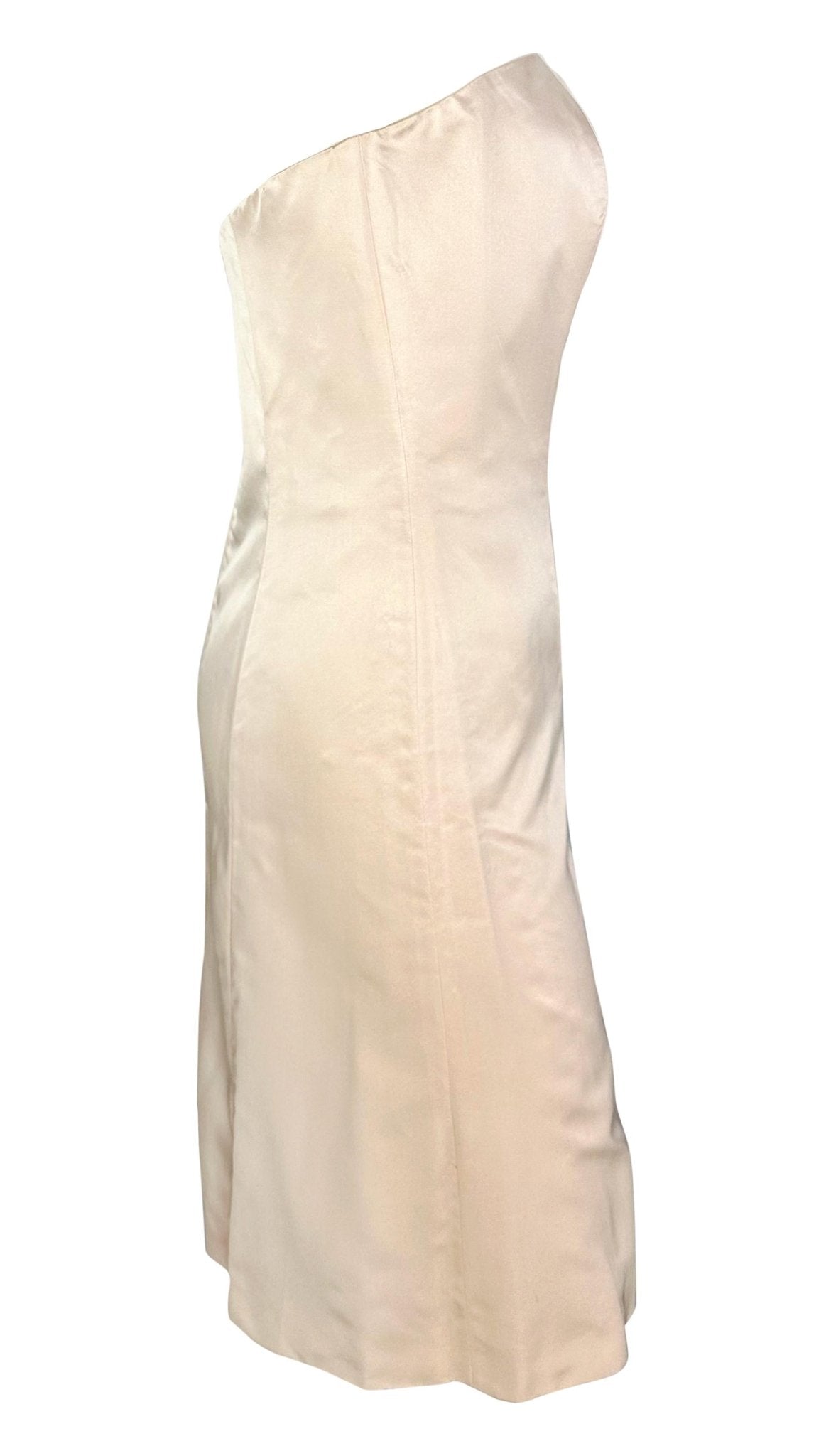 1990s Oscar de La Renta Pastel Pink Strapless Classic Flare Mini Dress - RealList