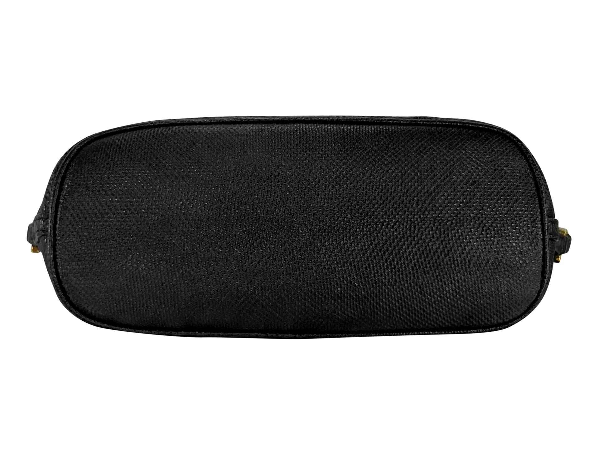 2000s Gucci by Tom Ford Genuine Karung Snakeskin Black Mini Pochette Bag - RealList