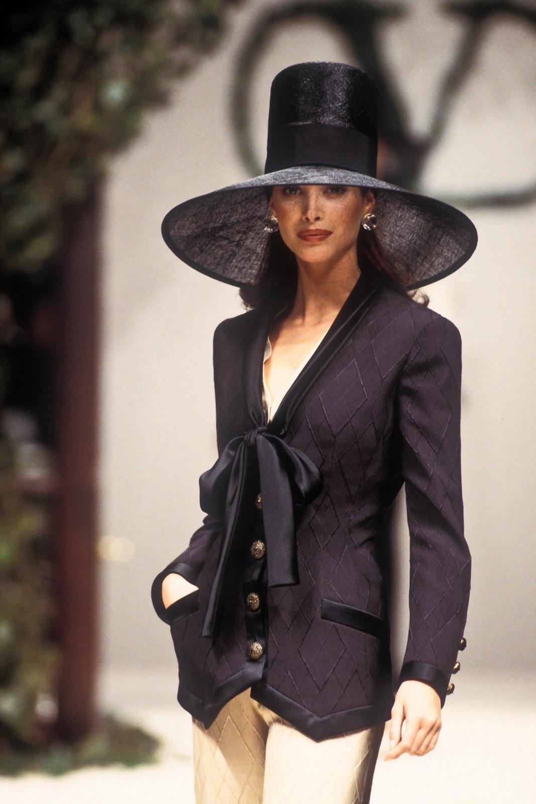 S/S 1993 Valentino Haute Couture Runway Diamond Textured Blazer Jacket