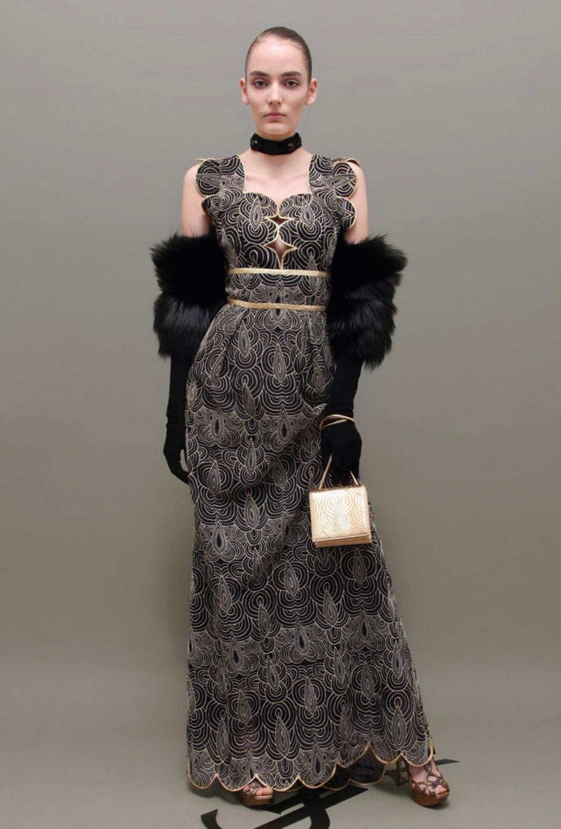 Pre-Fall 2011 Yves Saint Laurent Gold Tone Quilted Leather Crossbody Evening Bag