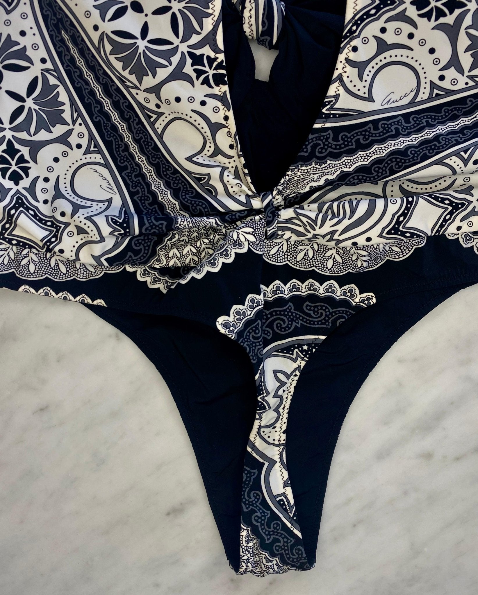 Cruise 2004 Gucci by Tom Ford Black Bandana Print One Piece Thong Swimsuit - RealList