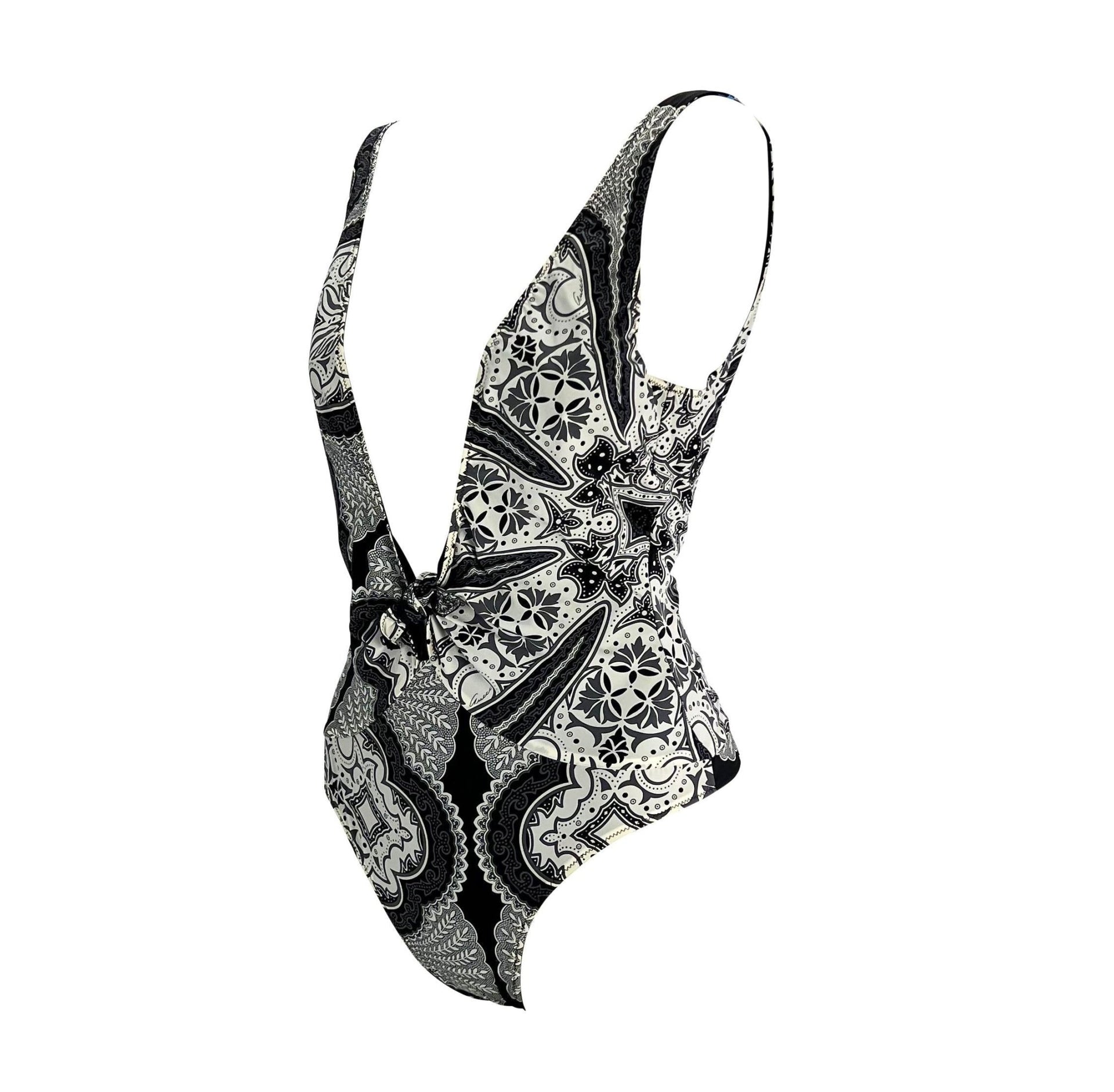 Cruise 2004 Gucci by Tom Ford Black Bandana Print One Piece Thong Swimsuit - RealList