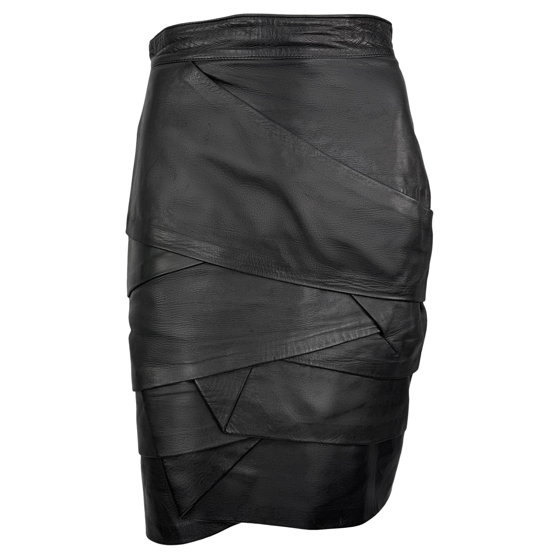 F/W 1987 Gianni Versace Runway Black Leather Ribbon Tiered Pencil Skirt - RealList