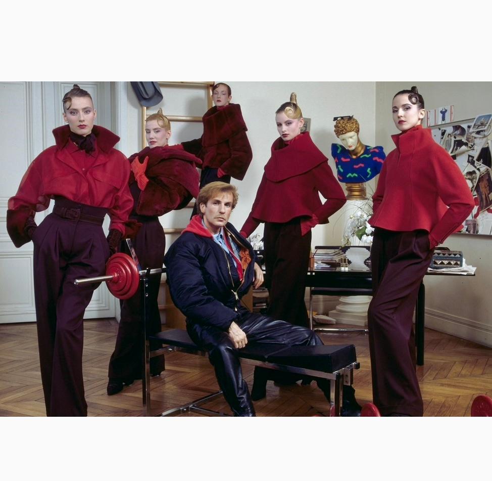 F/W 1988 Claude Montana Runway Deep Red Oversized Collar Flare Fur Coat - RealList