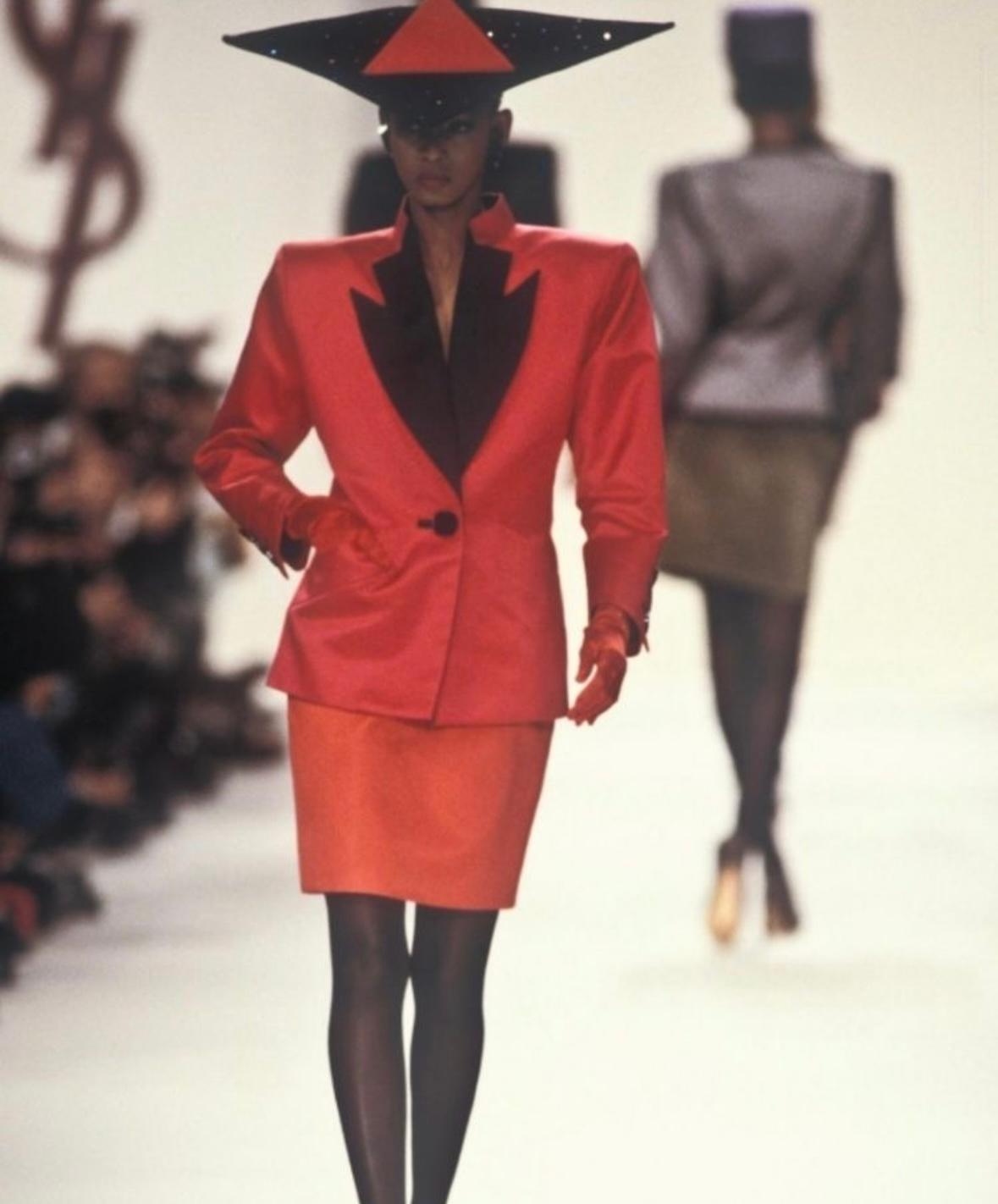 F/W 1988 Saint Laurent Rive Gauche Runway Red Satin Pocket Pencil Skirt - RealList