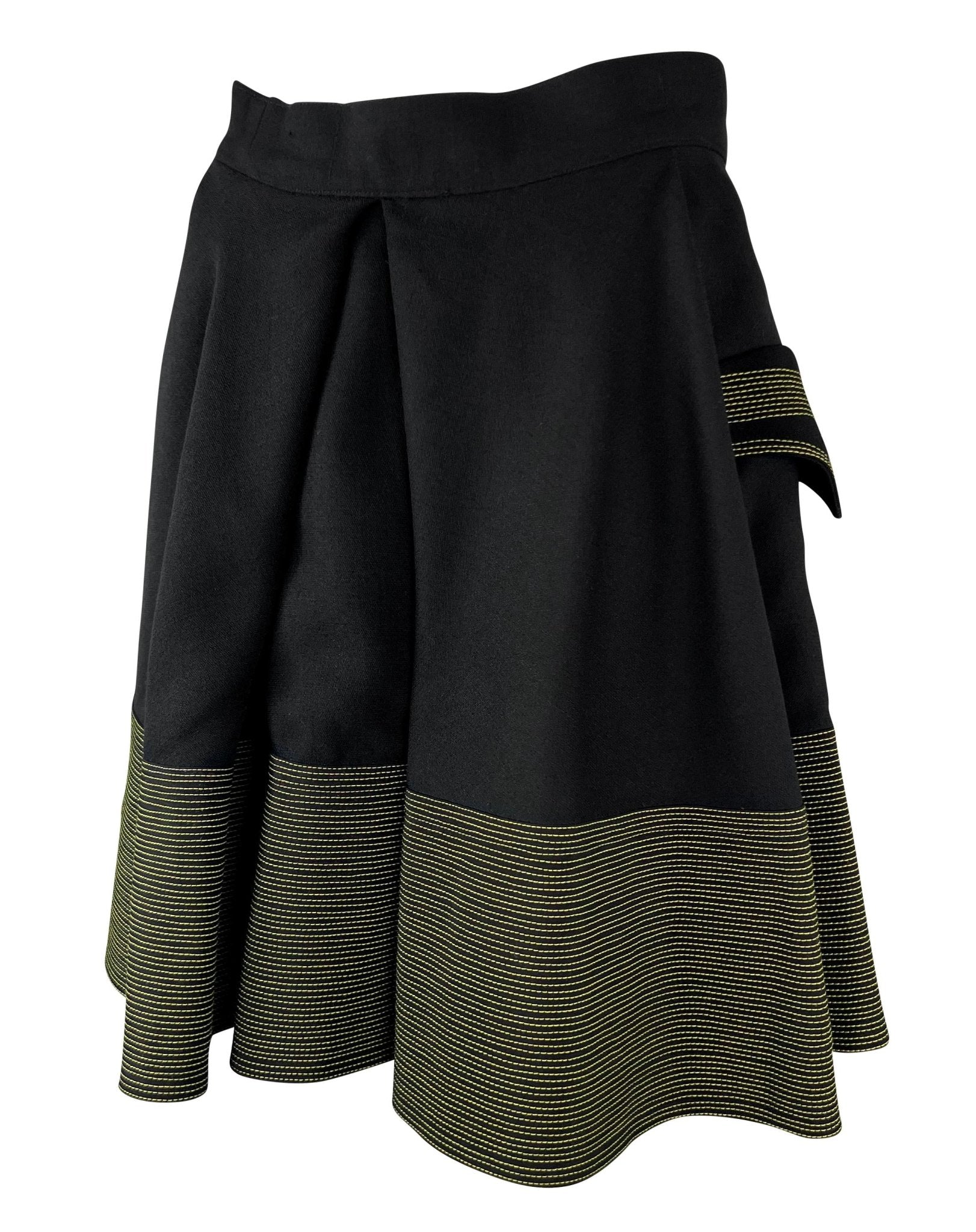 F/W 1992 Gianni Versace Black Wool Yellow Stitching Flared Skirt - RealList
