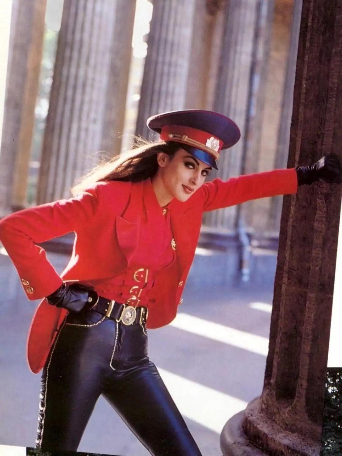 F/W 1992 Gianni Versace Couture Bondage (Miss S&M) Runway Collection Red Blazer - RealList