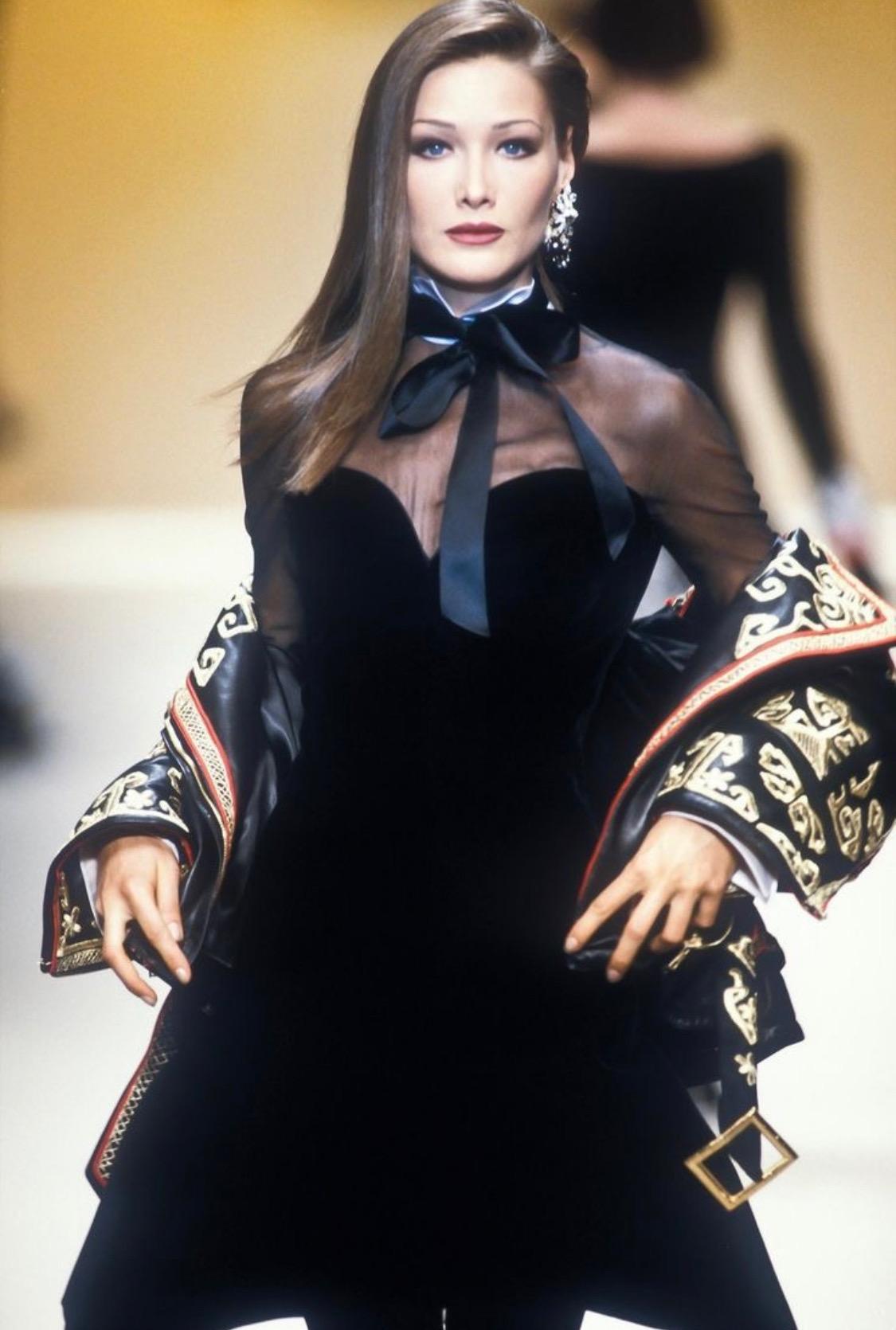 F/W 1992 Valentino Garavani Runway Gold Embroidered Leather Biker Jacket - RealList