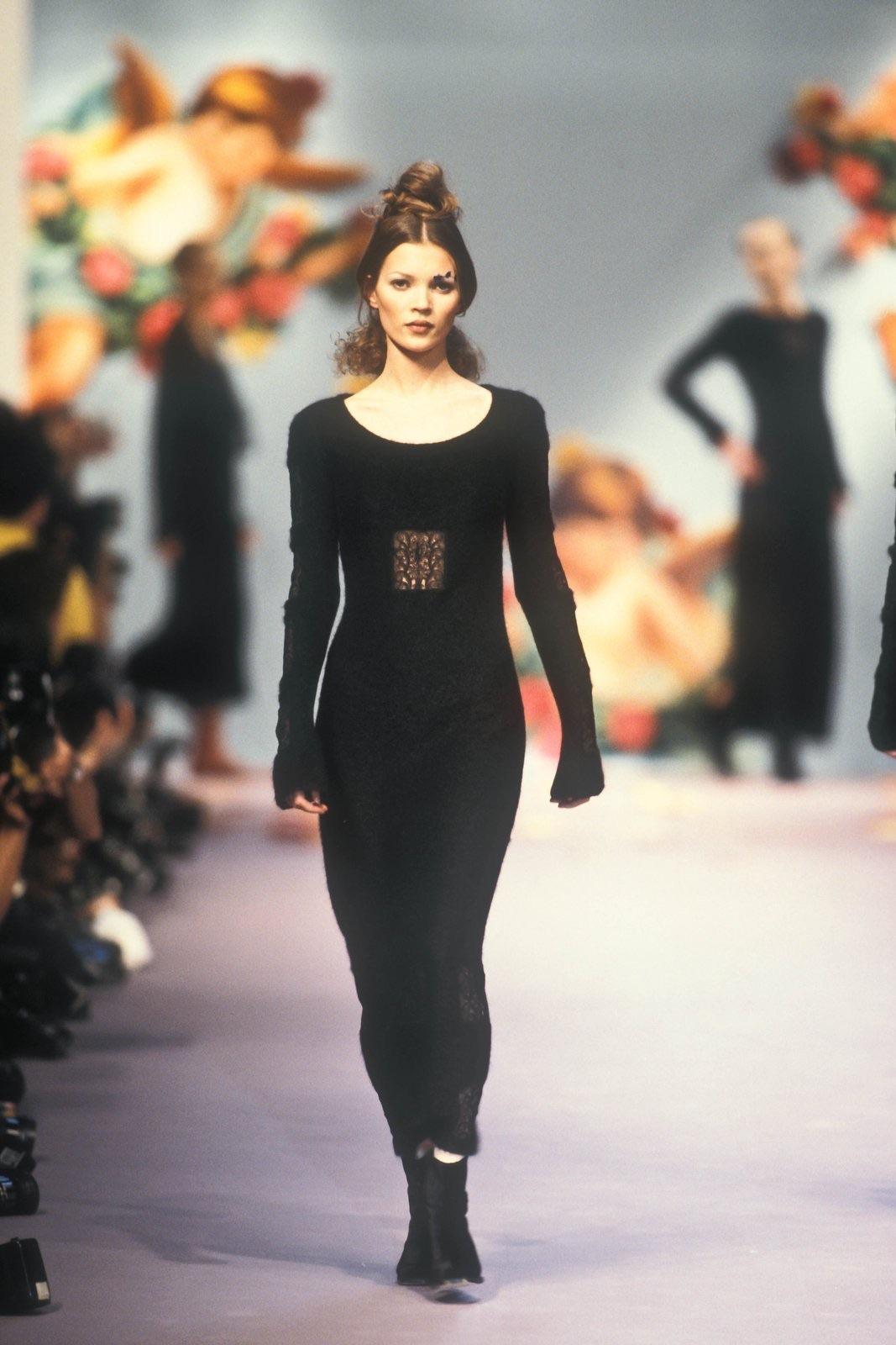 F/W 1993 Chloé by Karl Lagerfeld Kate Moss Runway Black Knit Mohair Lace Dress - RealList