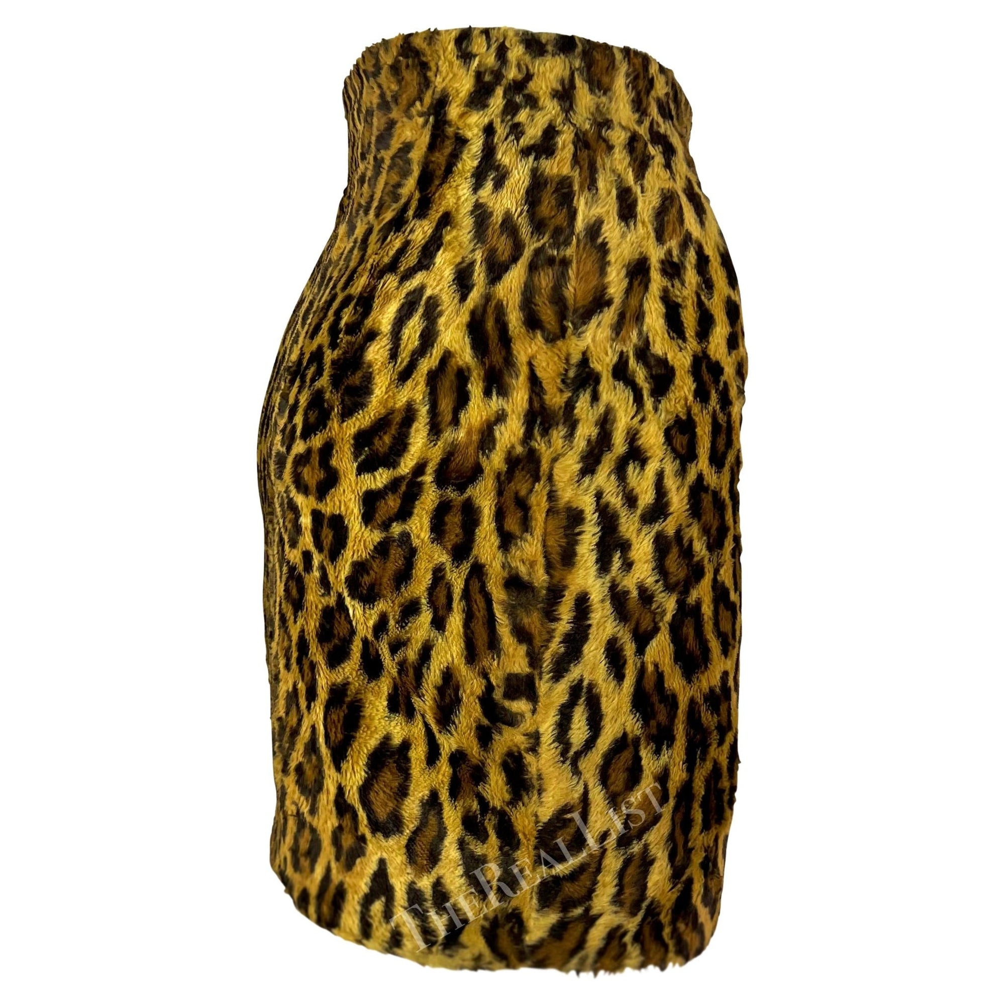 F/W 1994 Gianni Versace Couture Leopard Print Faux Fur Mini Skirt - RealList