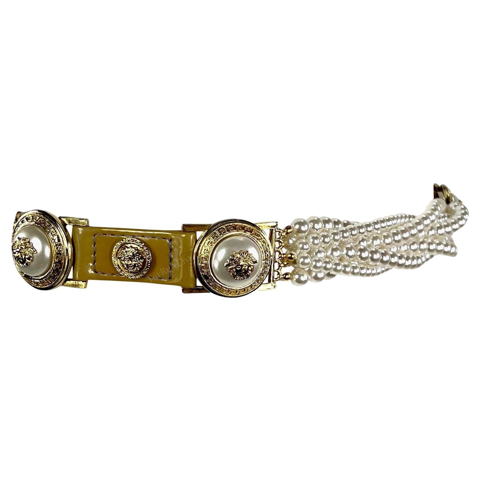 F/W 1994 Gianni Versace Medusa Faux Pearl Patent Leather Belt - RealList
