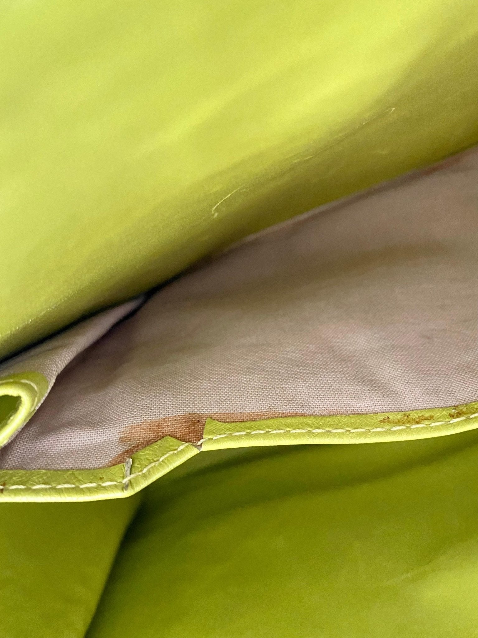 F/W 1994 Gianni Versace Yellow Crocodile Embossed Patent Kelly Style 'Diana' Bag - RealList