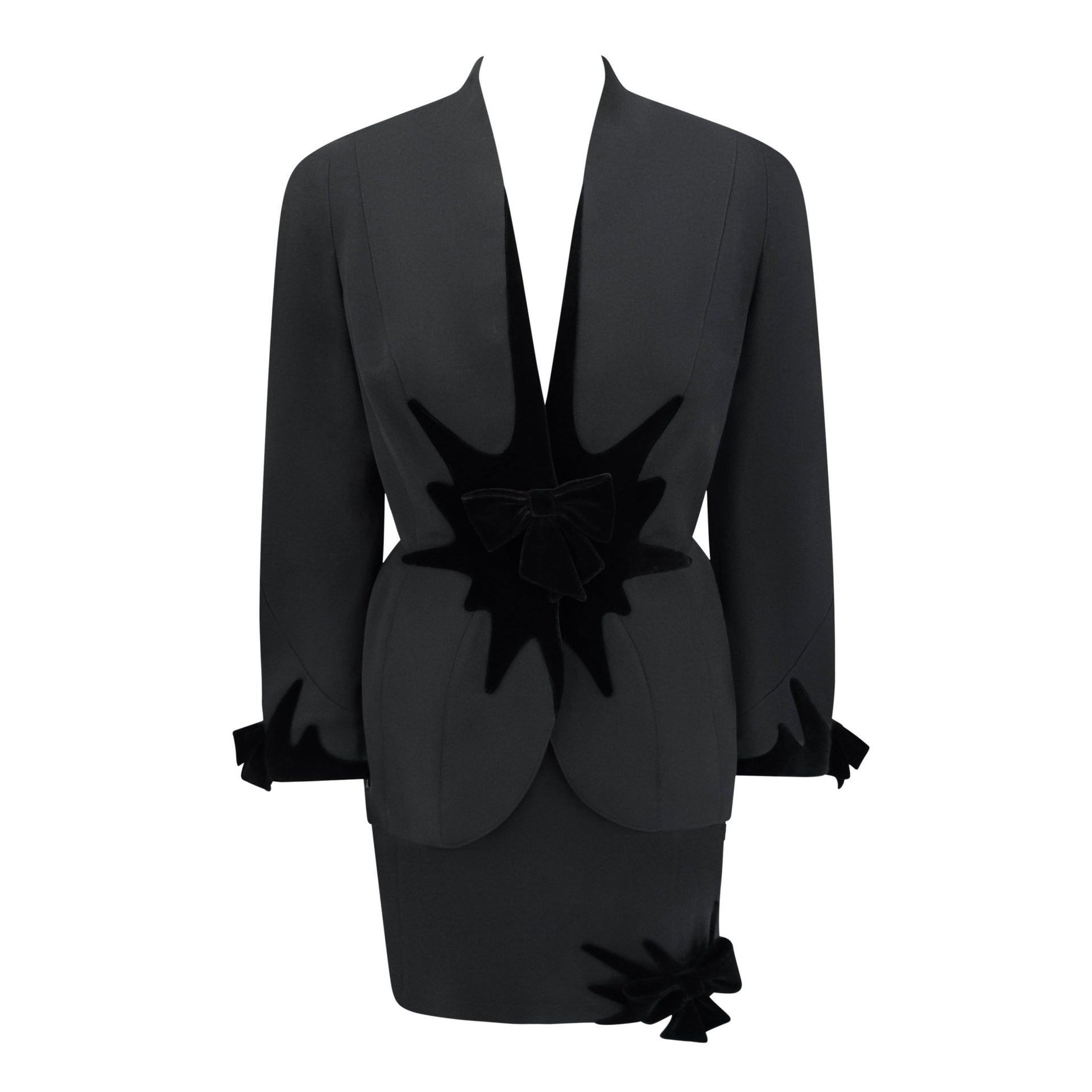 F/W 1994 Thierry Mugler Runway Documented Abstract Velvet Bow Skirt Suit - RealList