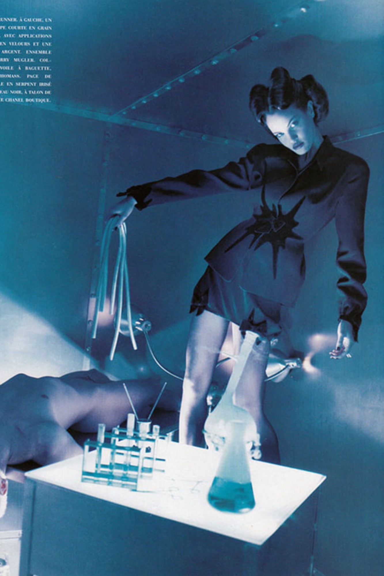 F/W 1994 Thierry Mugler Runway Documented Abstract Velvet Bow Skirt Suit - RealList