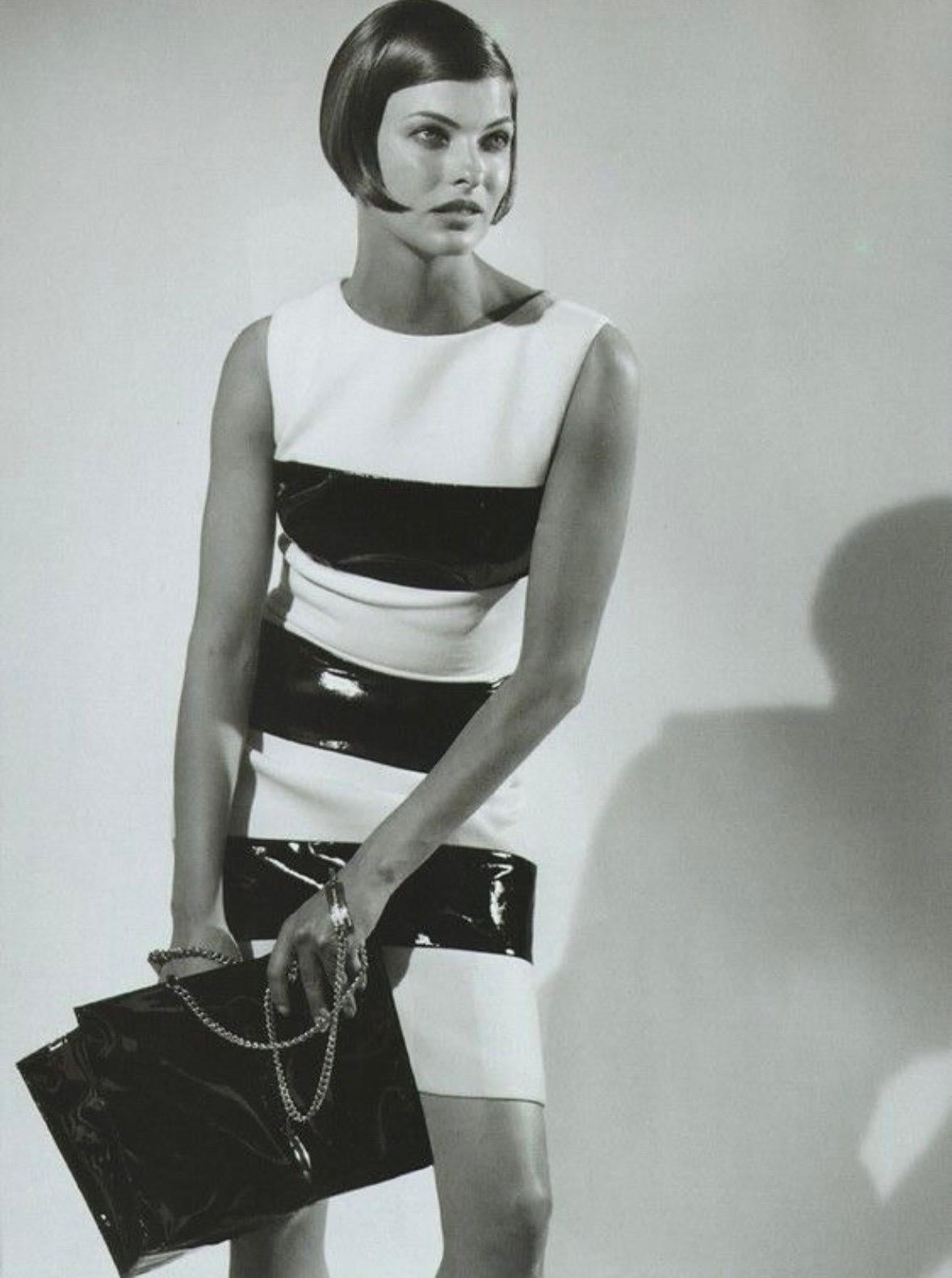 F/W 1995 Dolce & Gabbana Runway ID Bar Logo Chain Black Nylon Shoulder Bag - RealList