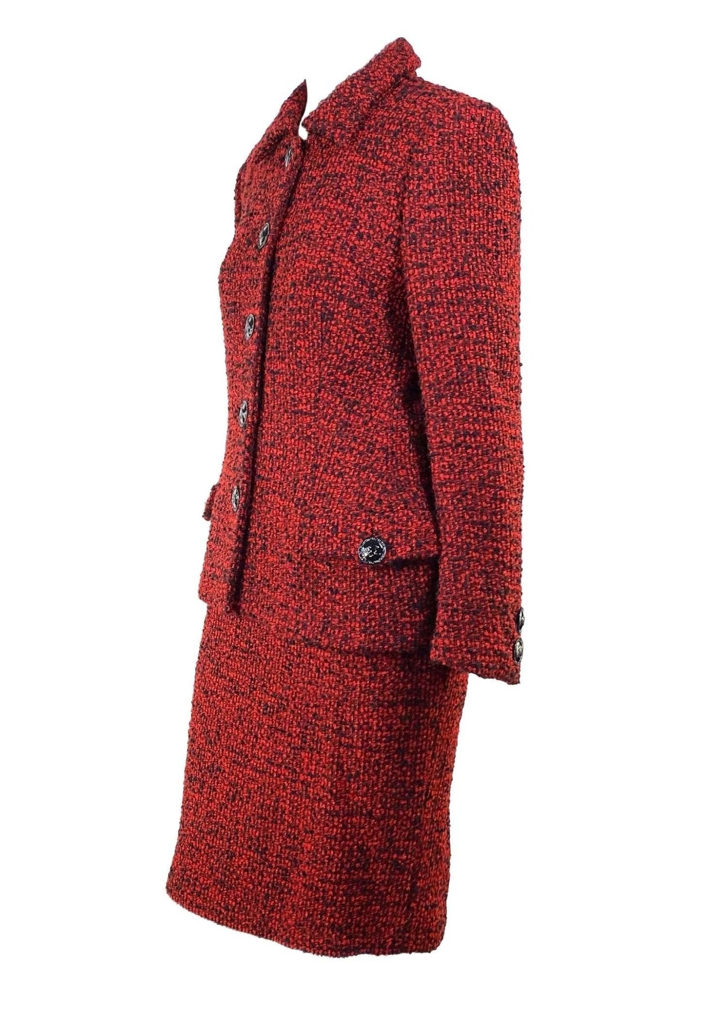 F/W 1995 Gianni Versace Couture Runway Red Bouclé Tweed Skirt Suit Documented - RealList