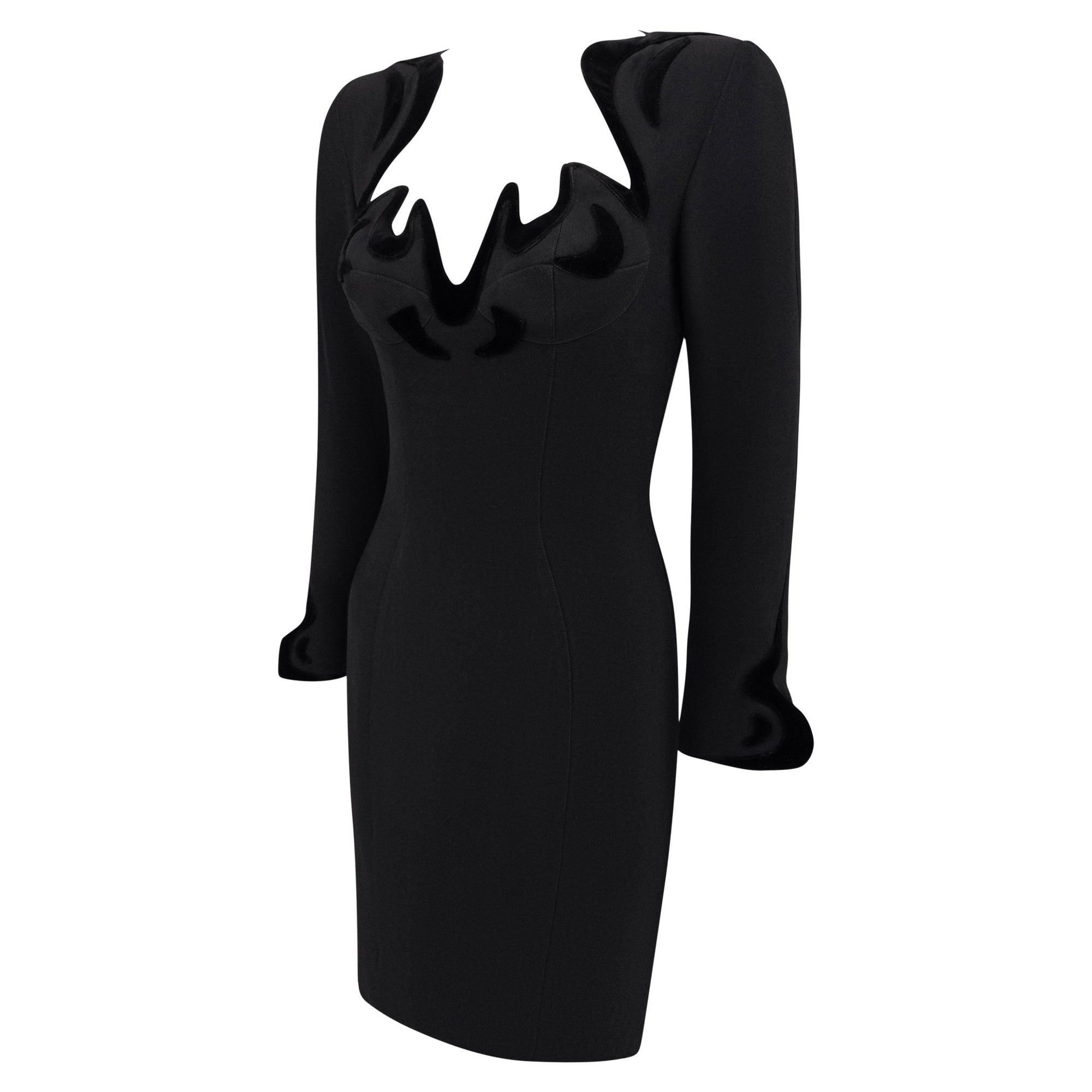F/W 1995 Thierry Mugler Sculpted Anatomical Long Sleeve Black Dress - RealList