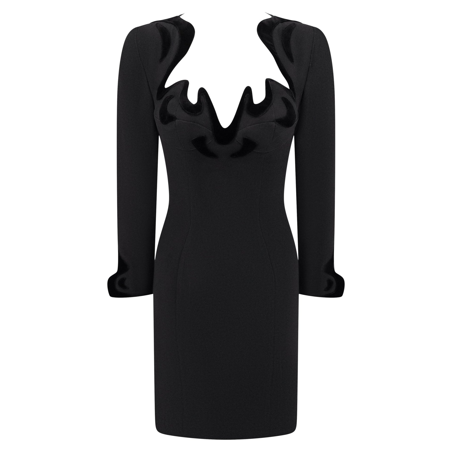 F/W 1995 Thierry Mugler Sculpted Anatomical Long Sleeve Black Dress - RealList