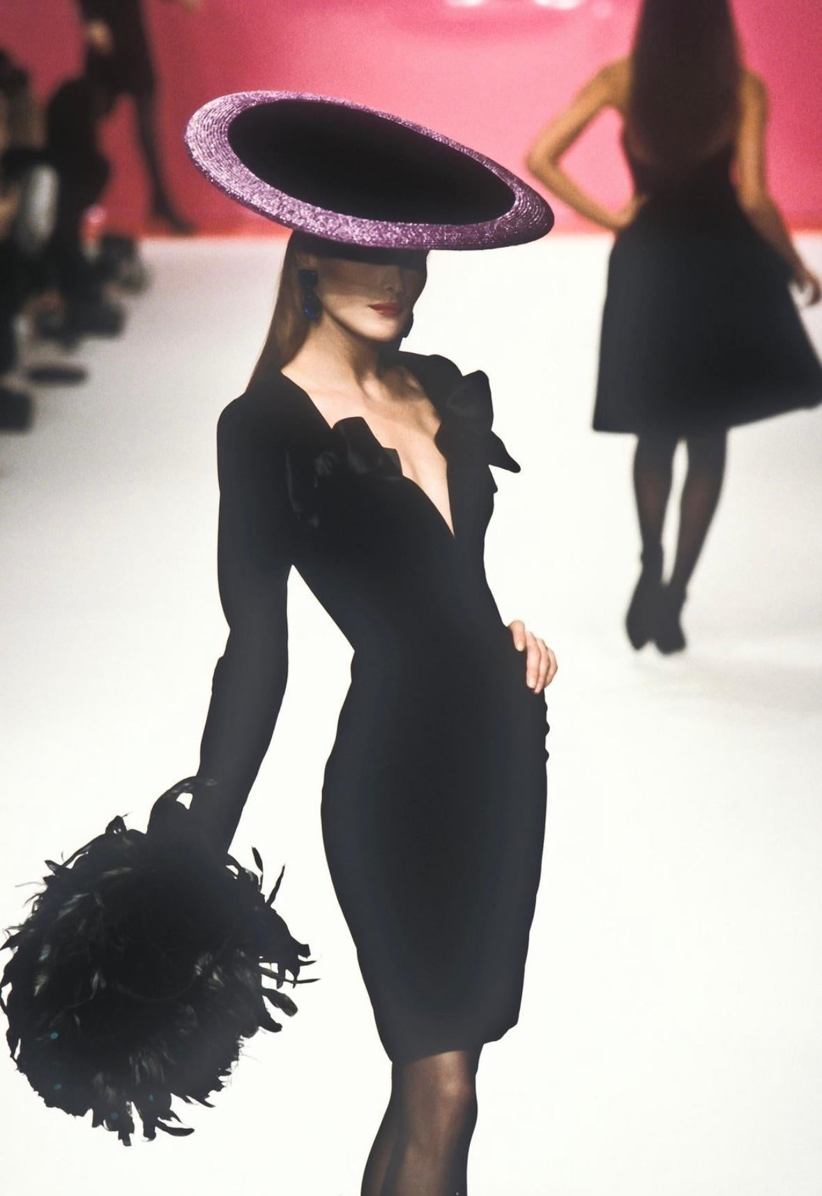 F/W 1995 Yves Saint Laurent Runway Deep Blue Velvet Plunging Bow Mini Dress - RealList