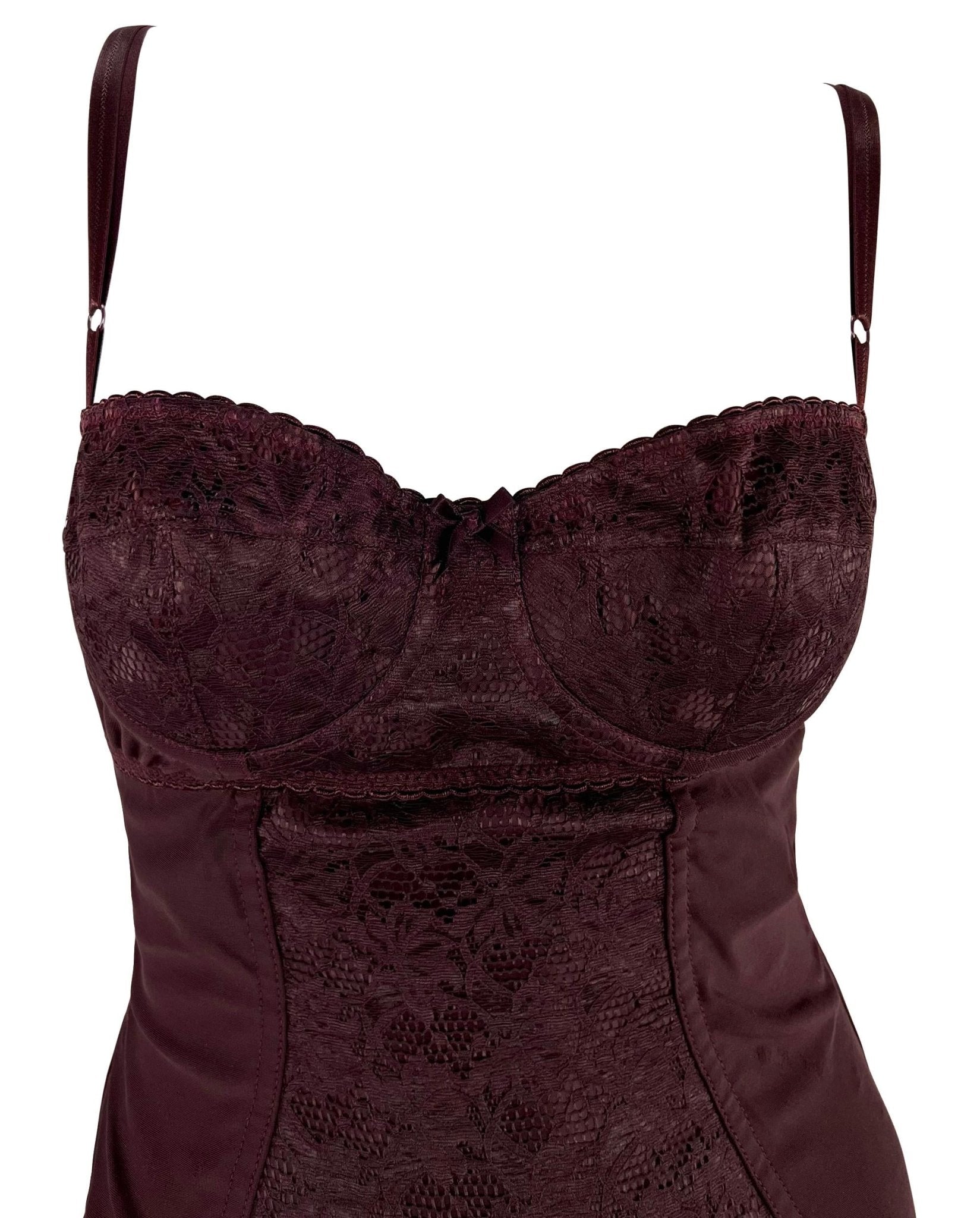 F/W 1996 Dolce & Gabbana Burgundy Lace Boned Bodysuit - RealList