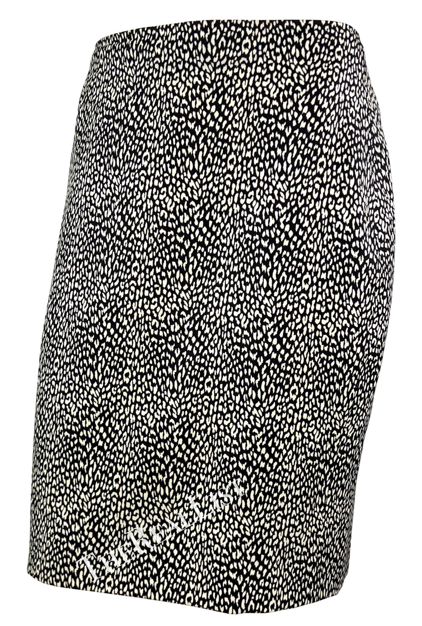 F/W 1996 Gianni Versace Couture Black White Cheetah Print Pencil Skirt - RealList
