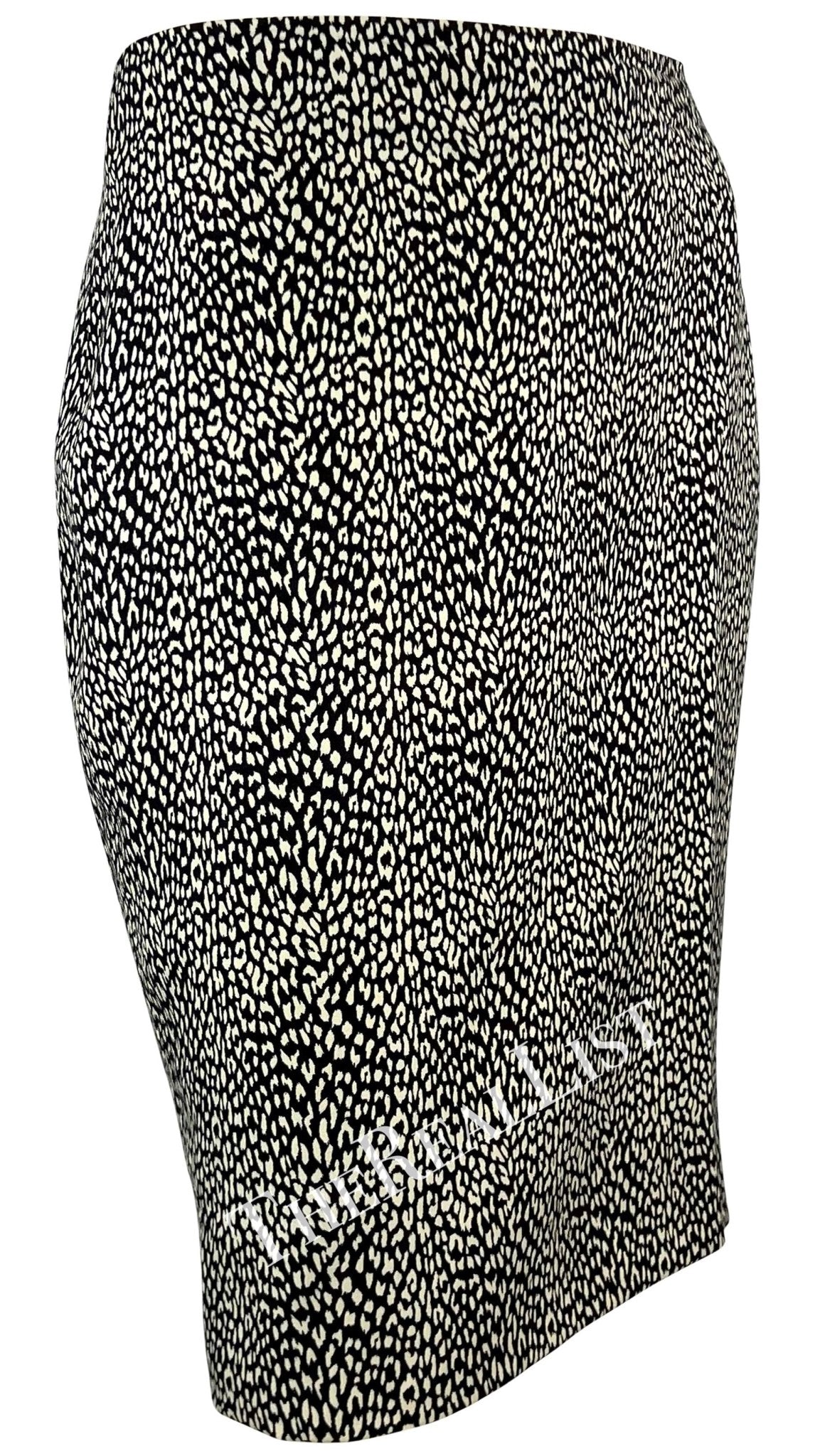 F/W 1996 Gianni Versace Couture Black White Cheetah Print Pencil Skirt - RealList