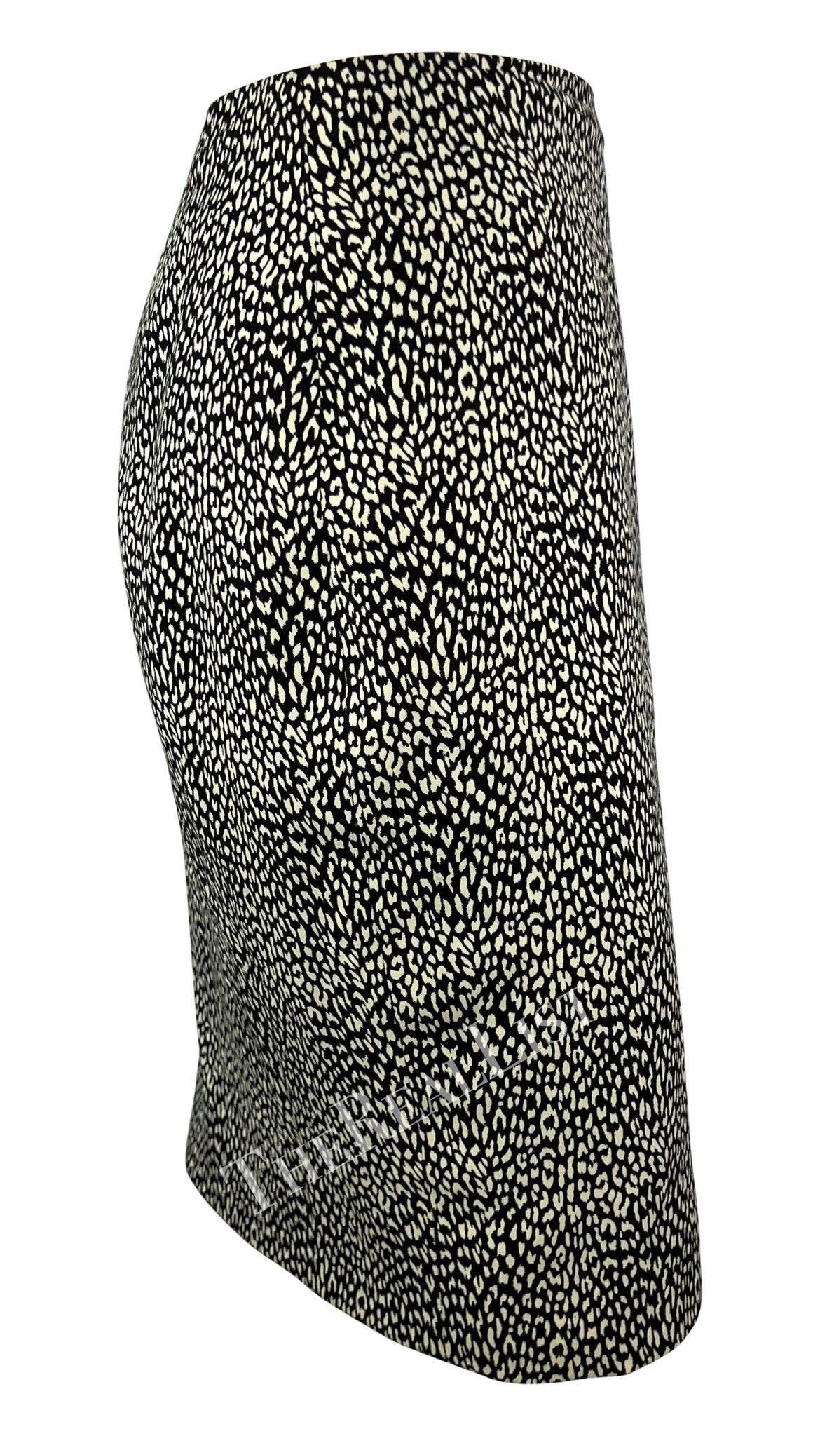 F/W 1996 Gianni Versace Couture Black White Cheetah Print Pencil Skirt - RealList