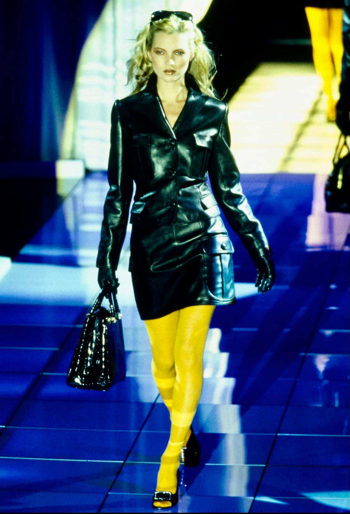 F/W 1996 Gianni Versace Runway Black Leather Medusa Pocket Mini Skirt - RealList