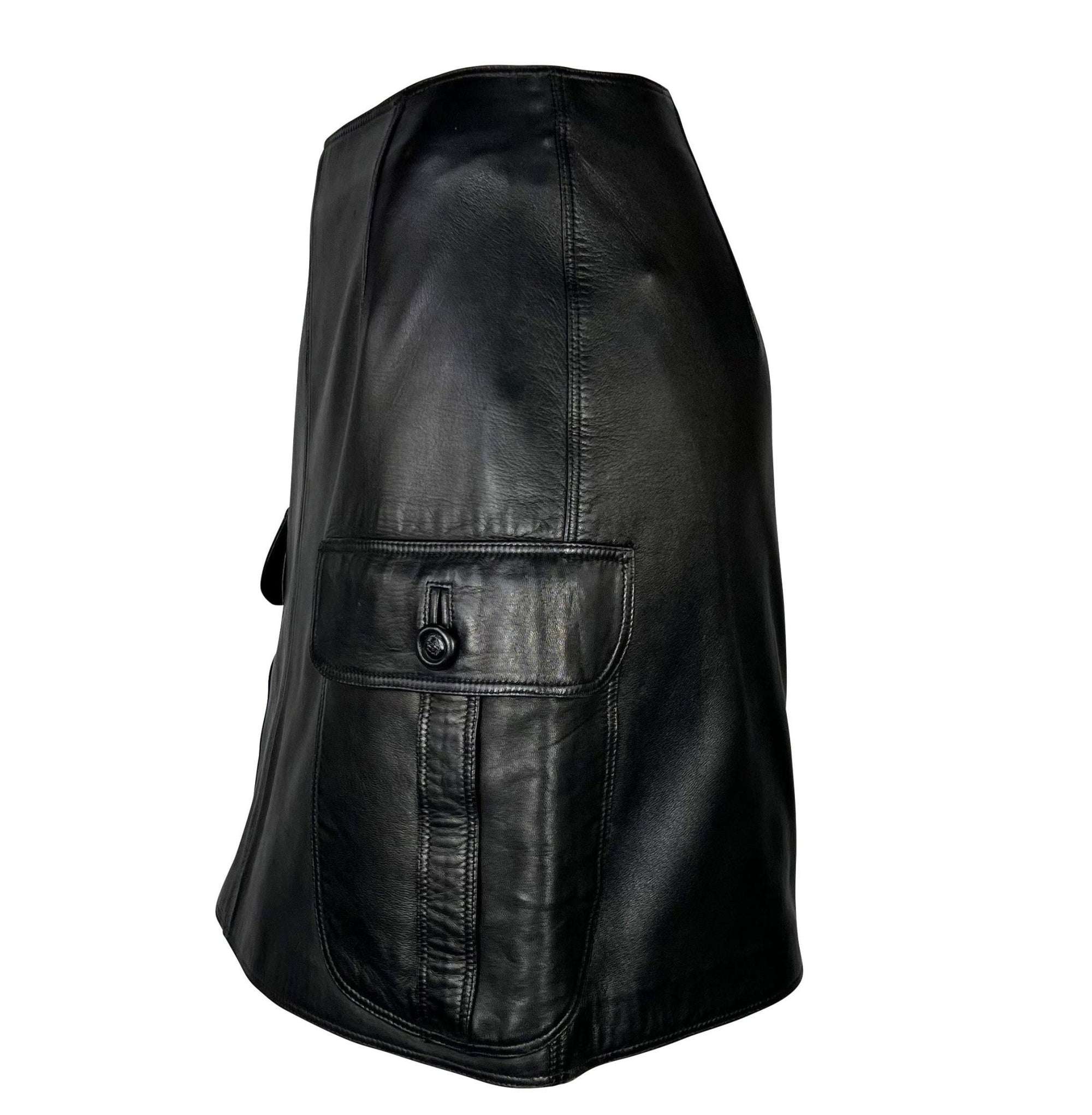 F/W 1996 Gianni Versace Runway Black Leather Medusa Pocket Mini Skirt - RealList