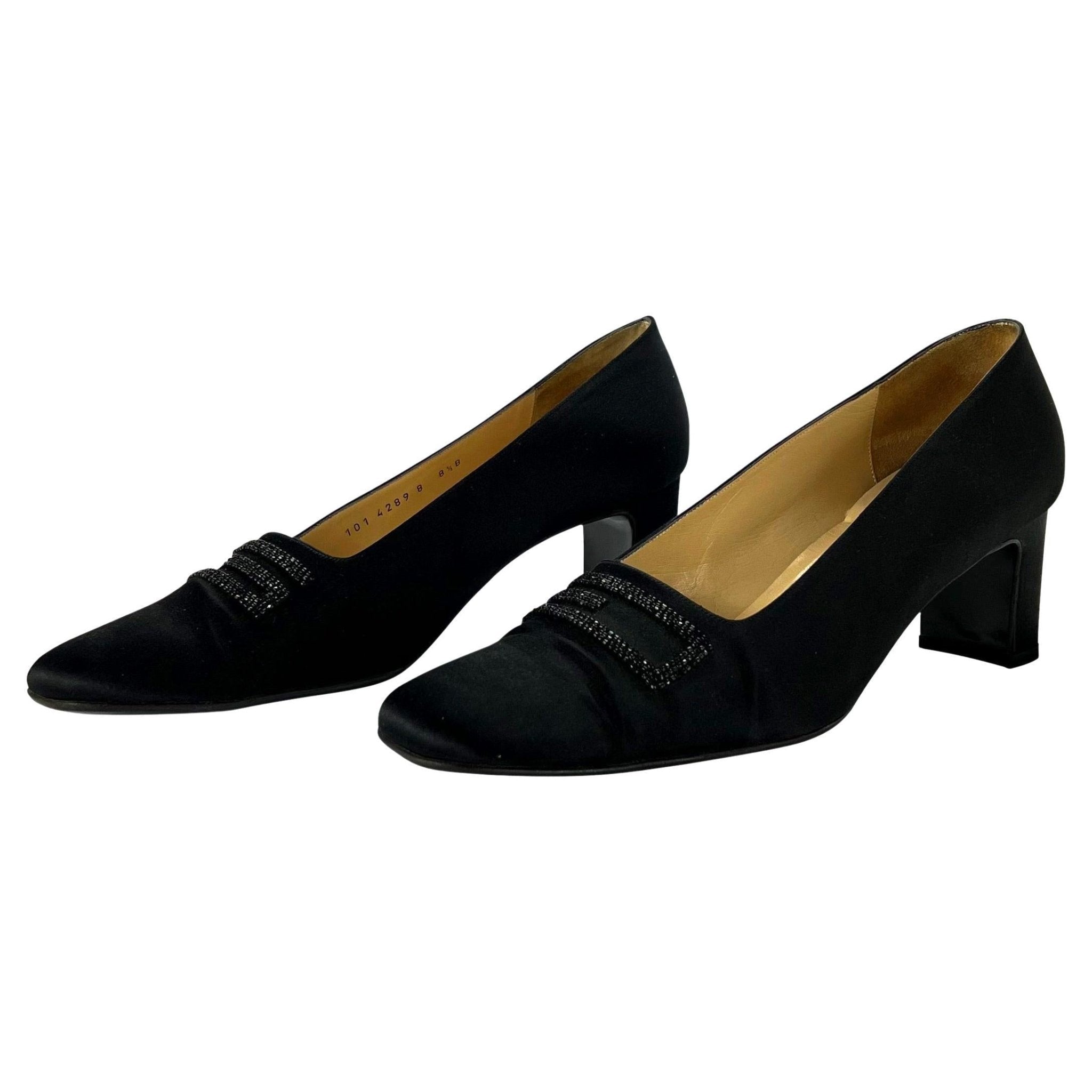F/W 1996 Gucci by Tom Ford Beaded 'G' Logo Black Satin Evening Pumps Size 8.5 B - RealList