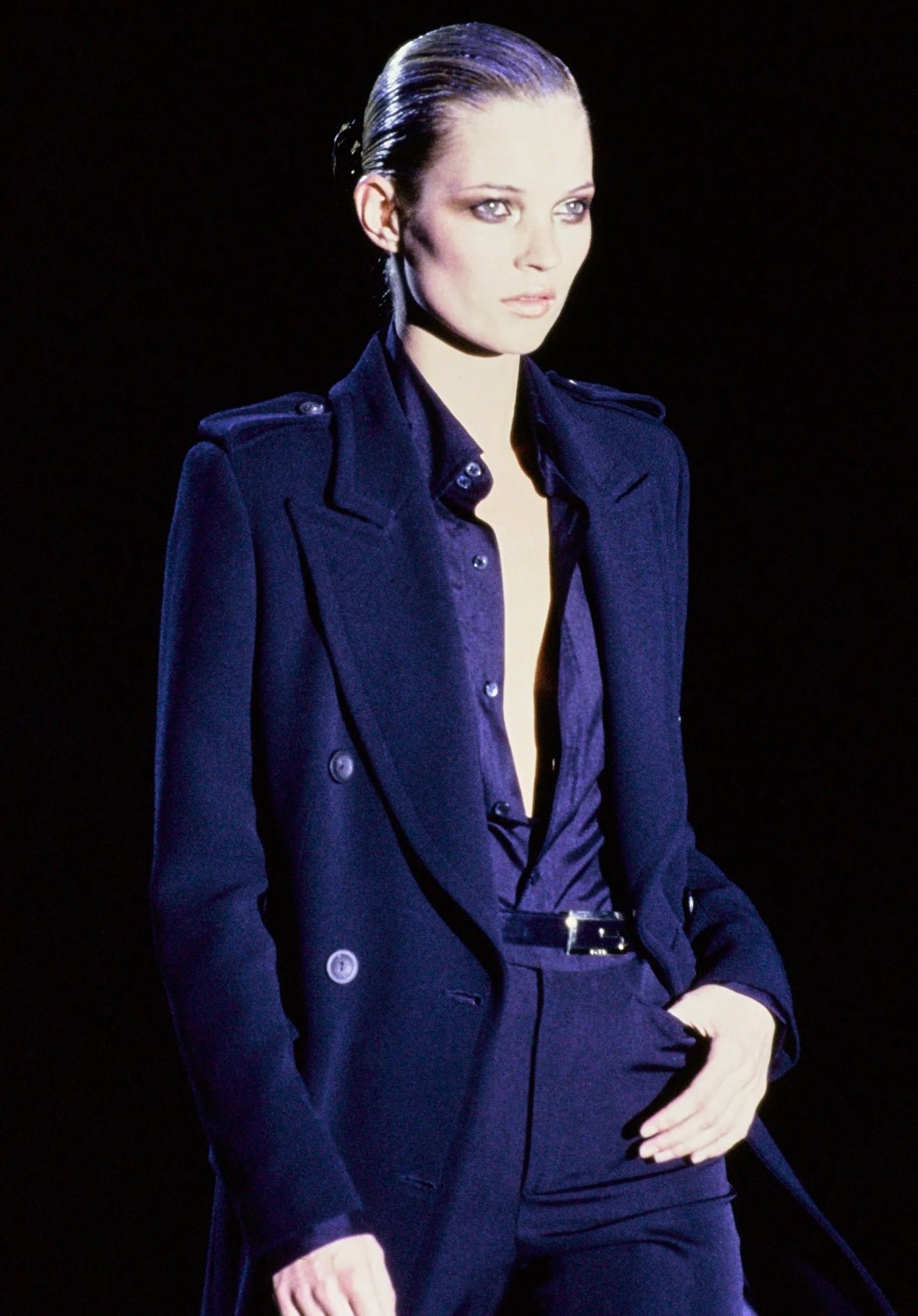 F/W 1996 Gucci by Tom Ford Kate Moss Runway Navy Oversized Double Breasted Coat - RealList