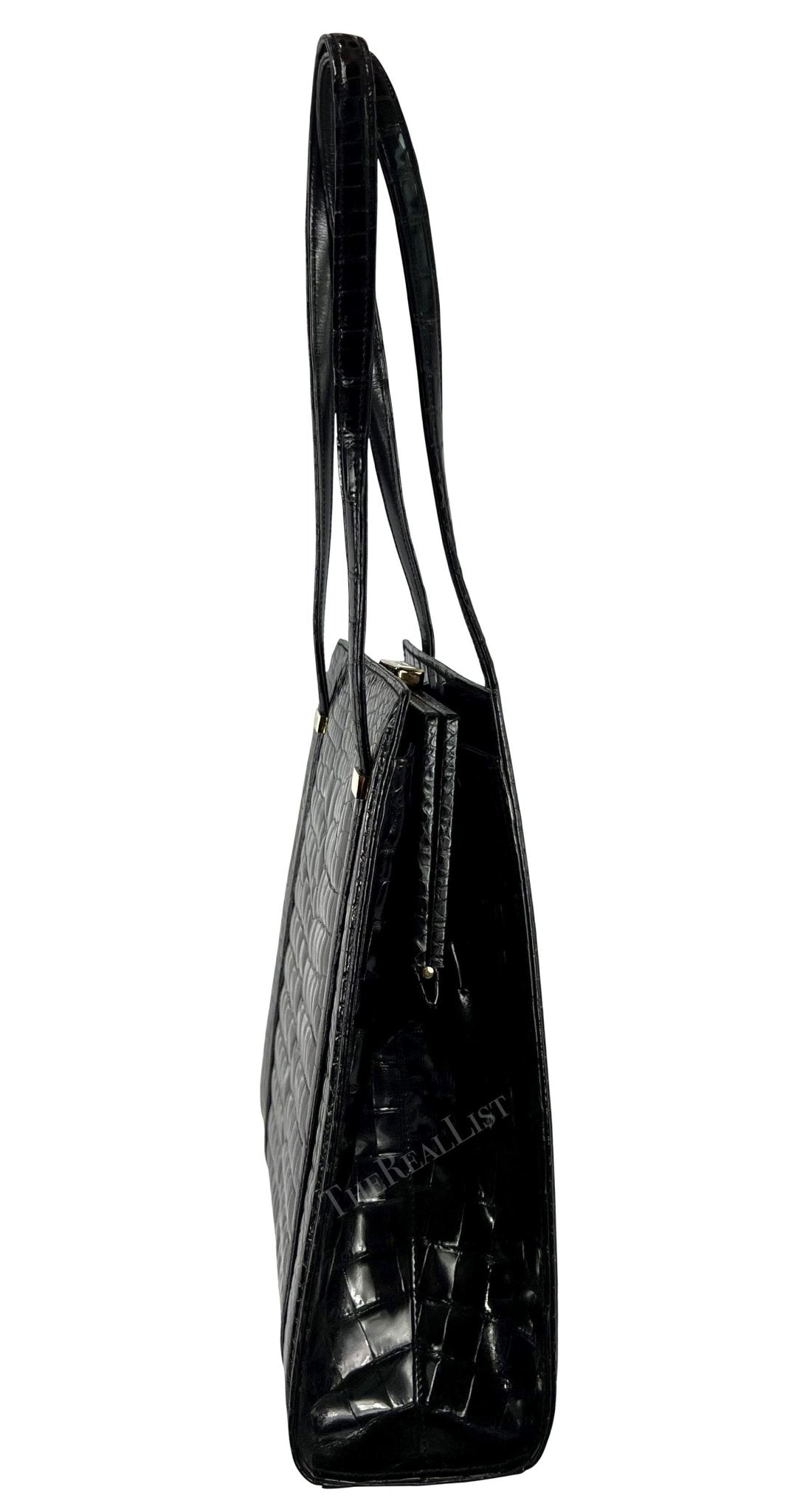 F/W 1996 Gucci by Tom Ford Large Black Glossy Crocodile Shoulder Bag - RealList