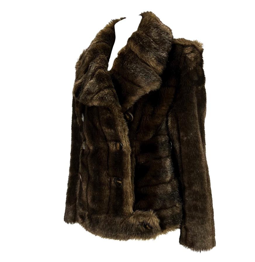 F/W 1996 Gucci by Tom Ford Runway Kate Moss Brown Faux Fur Cropped Jacket - RealList