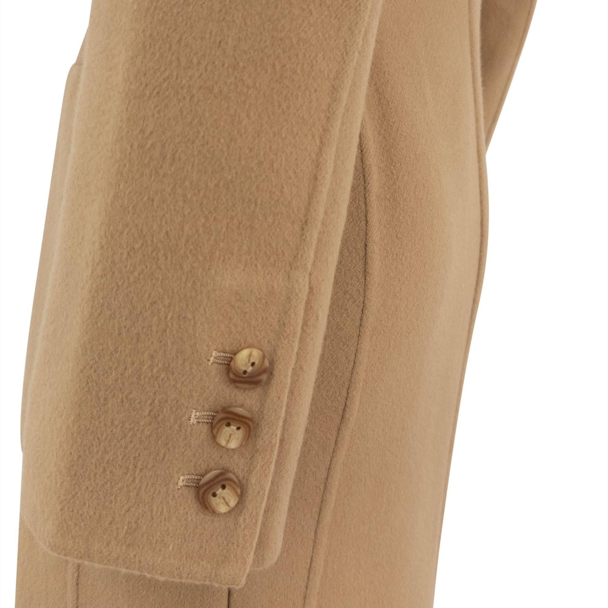 F/W 1997 Bill Blass Runway Camel Tone Lightweight Coat - RealList
