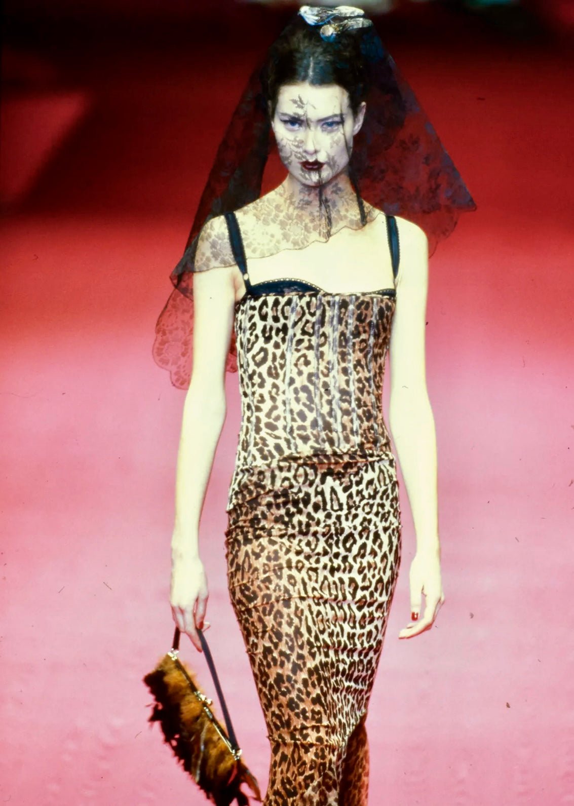 F/W 1997 Dolce & Gabbana Runway Feather Silk Satin Evening Bag - RealList