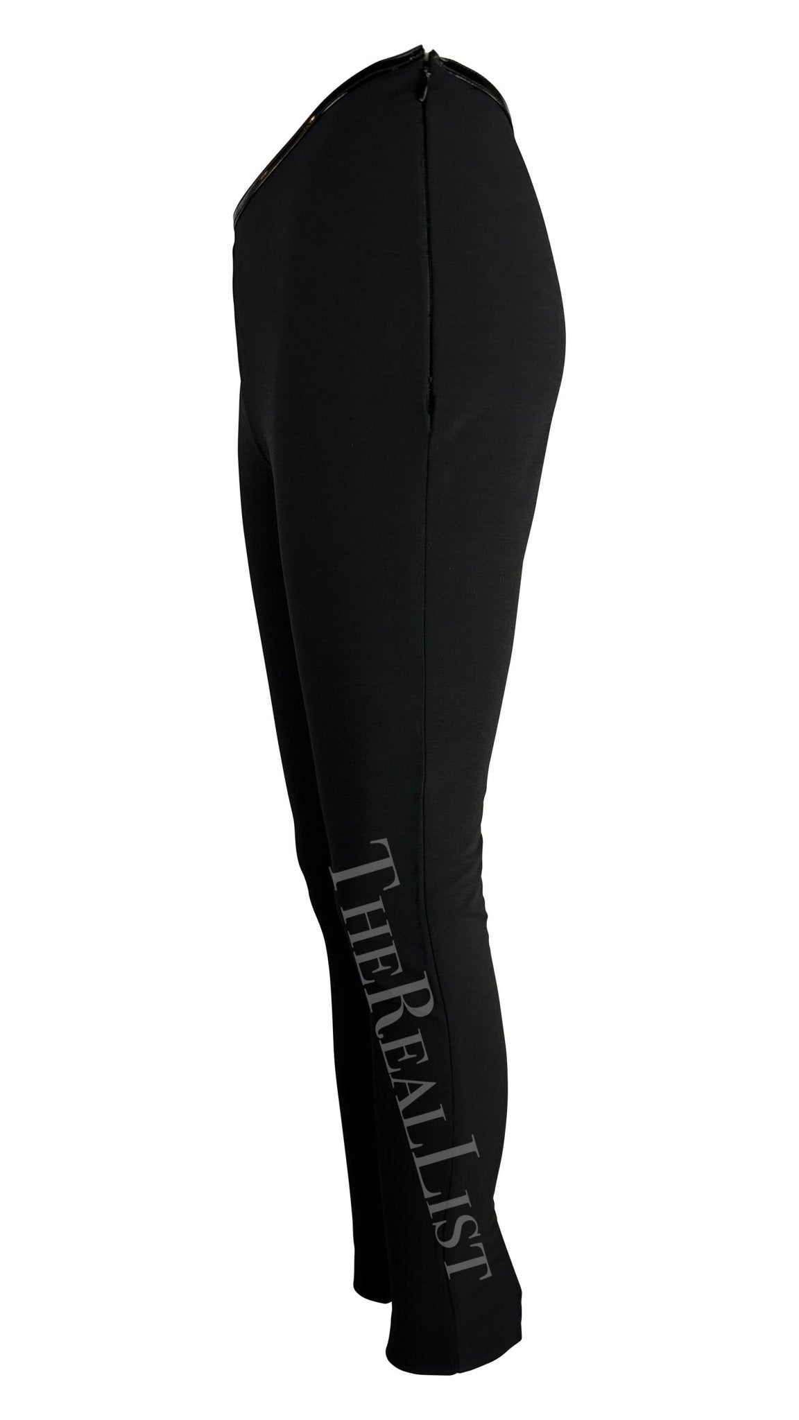 F/W 1997 Gucci by Tom Ford Runway Black Square 'G' Buckle Patent Stretch Pants - RealList