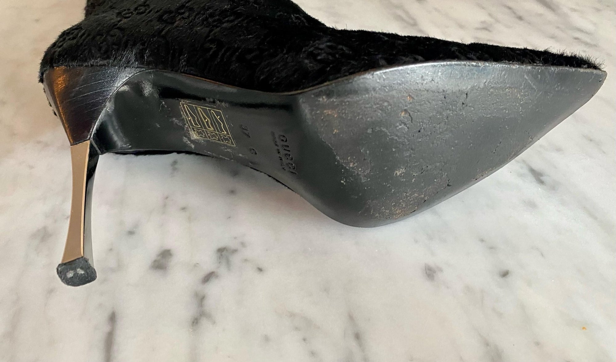 F/W 1997 Gucci by Tom Ford Runway GG Black Pony Hair Metal Heel Boots 37C - RealList