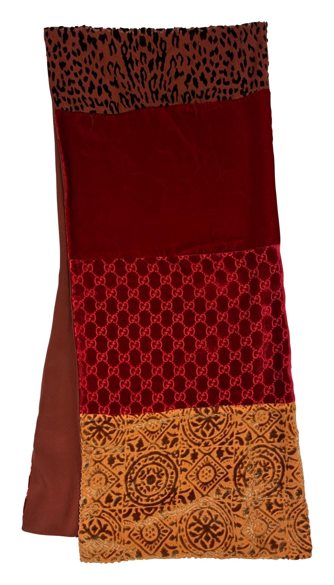 F/W 1997 Gucci by Tom Ford Velvet Patchwork Red 'GG' Monogram Scarf - RealList