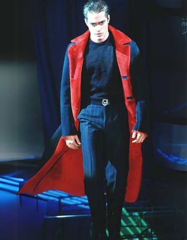 F/W 1998 Gianni Versace by Donatella Mens Runway Red Shearling Black Suede Coat - RealList