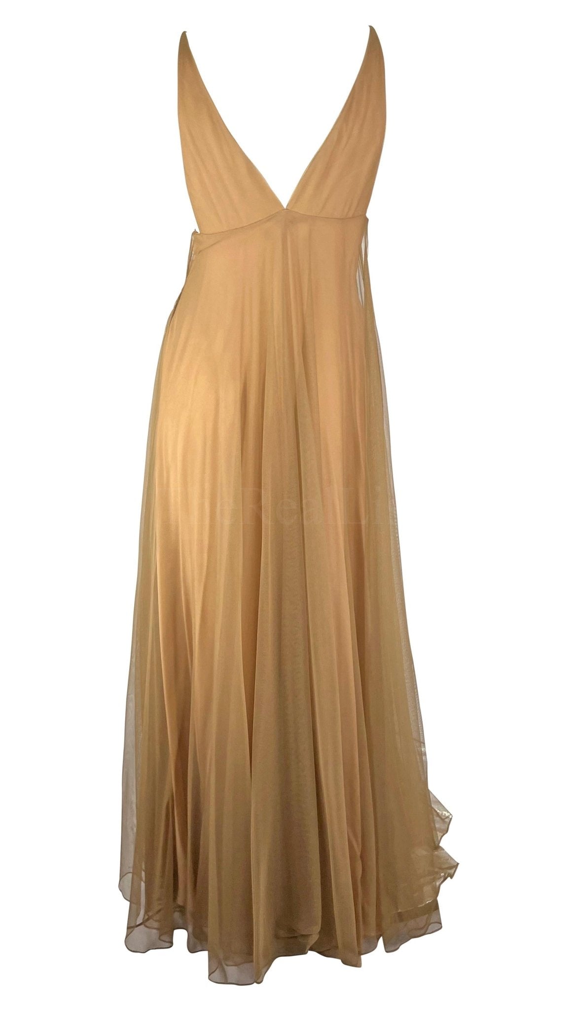 F/W 1998 Gucci by Tom Ford Beige Tulle Plunging Runway Gown - RealList