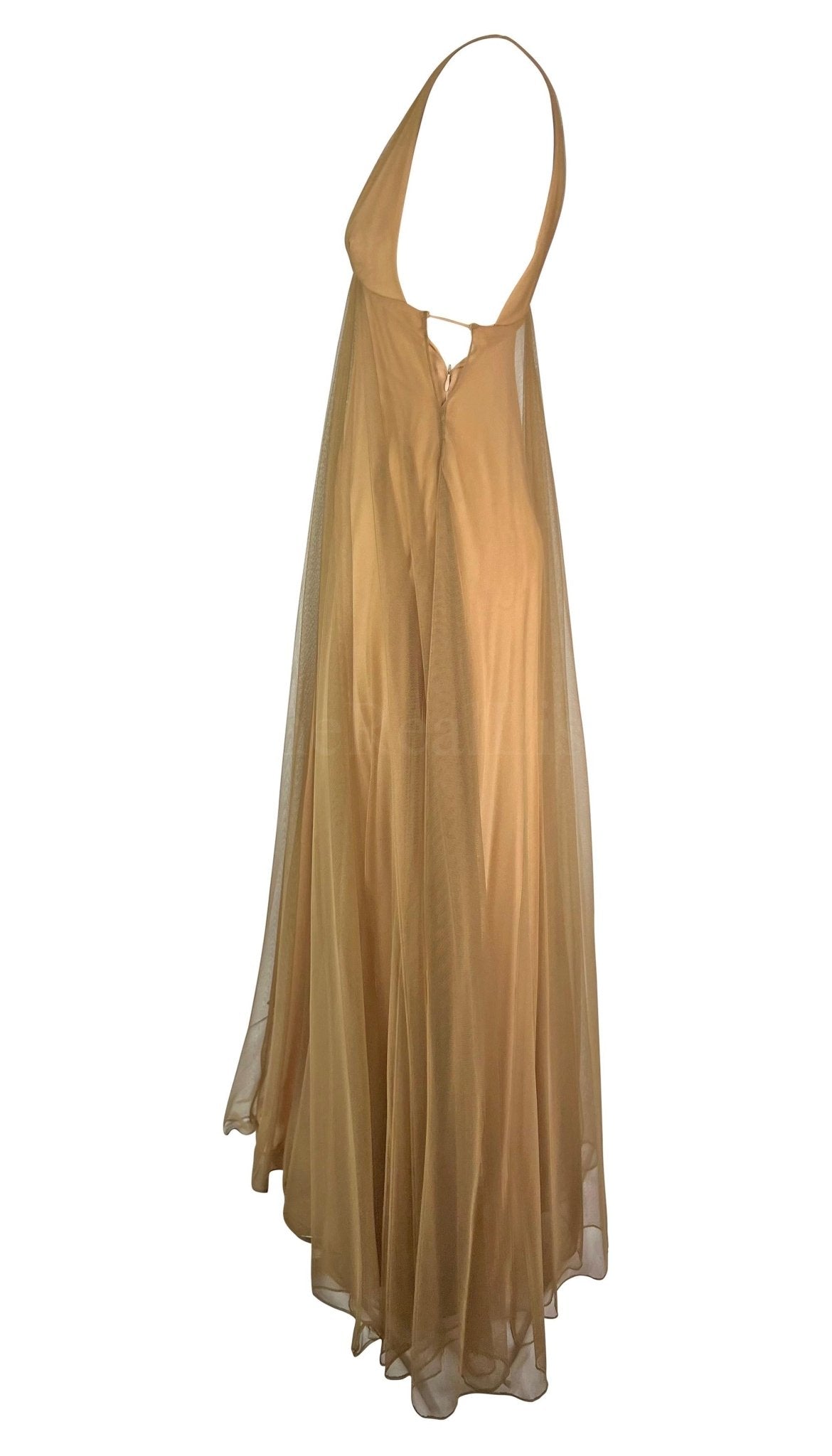 F/W 1998 Gucci by Tom Ford Beige Tulle Plunging Runway Gown - RealList